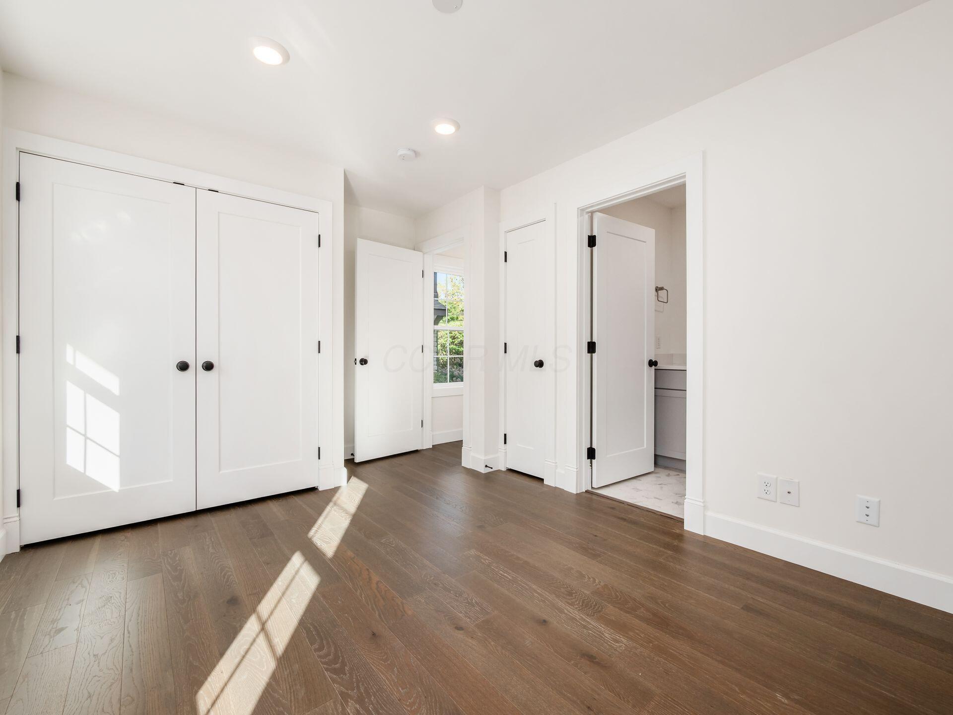 2015 W 5th Avenue, 107 Property Photo 7