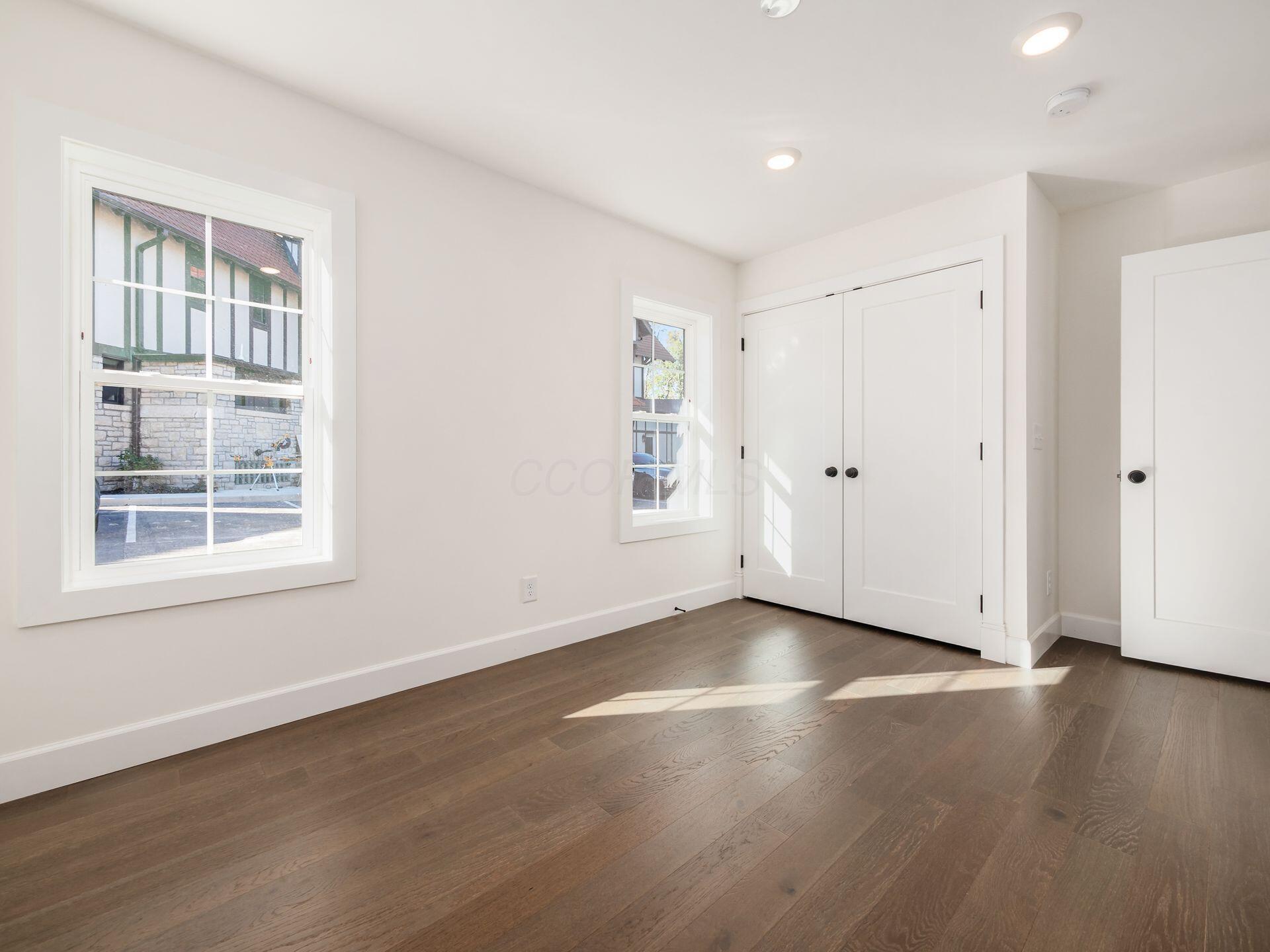 2015 W 5th Avenue, 107 Property Photo 8