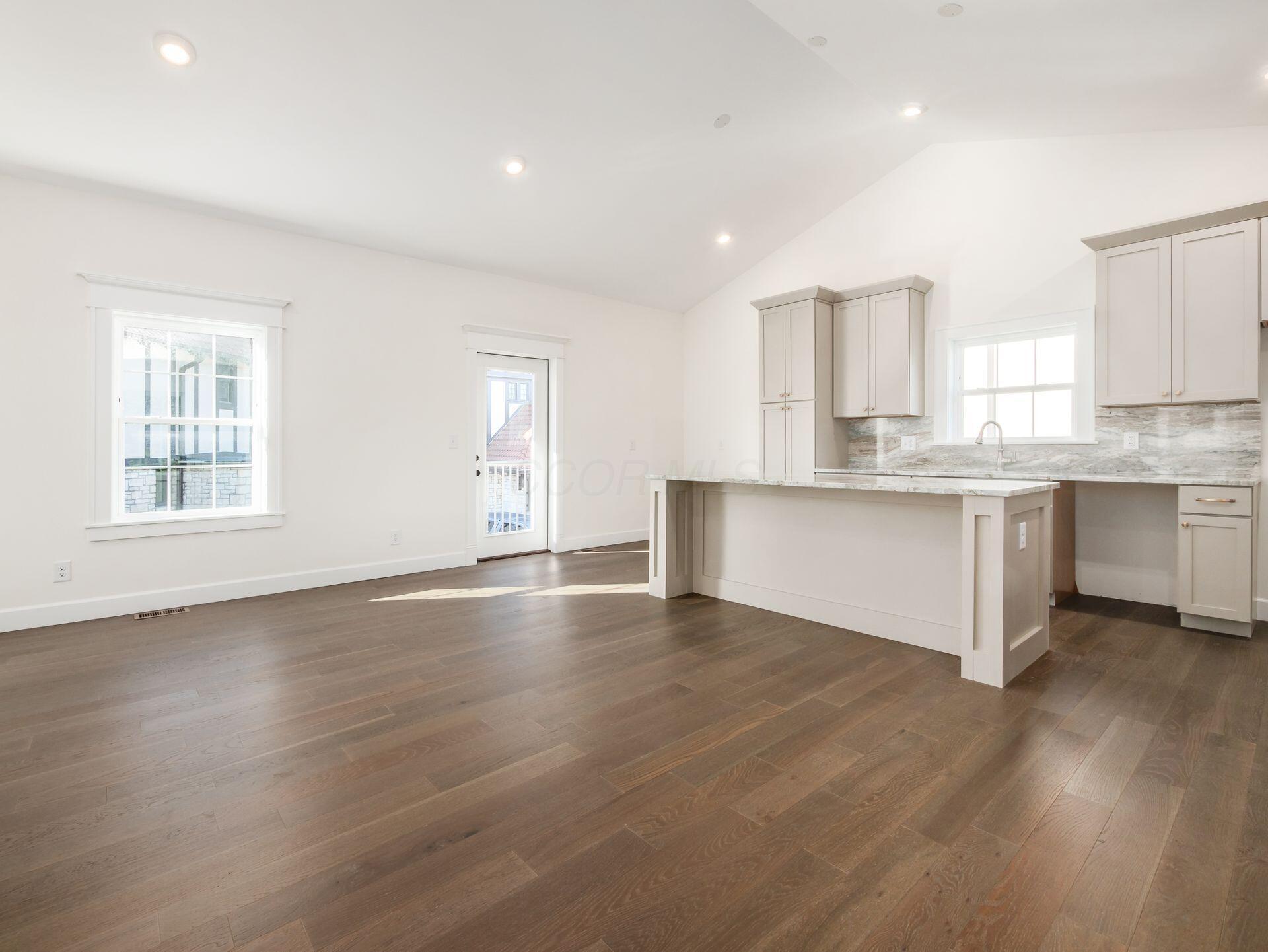 2015 W 5th Avenue, 107 Property Photo 10