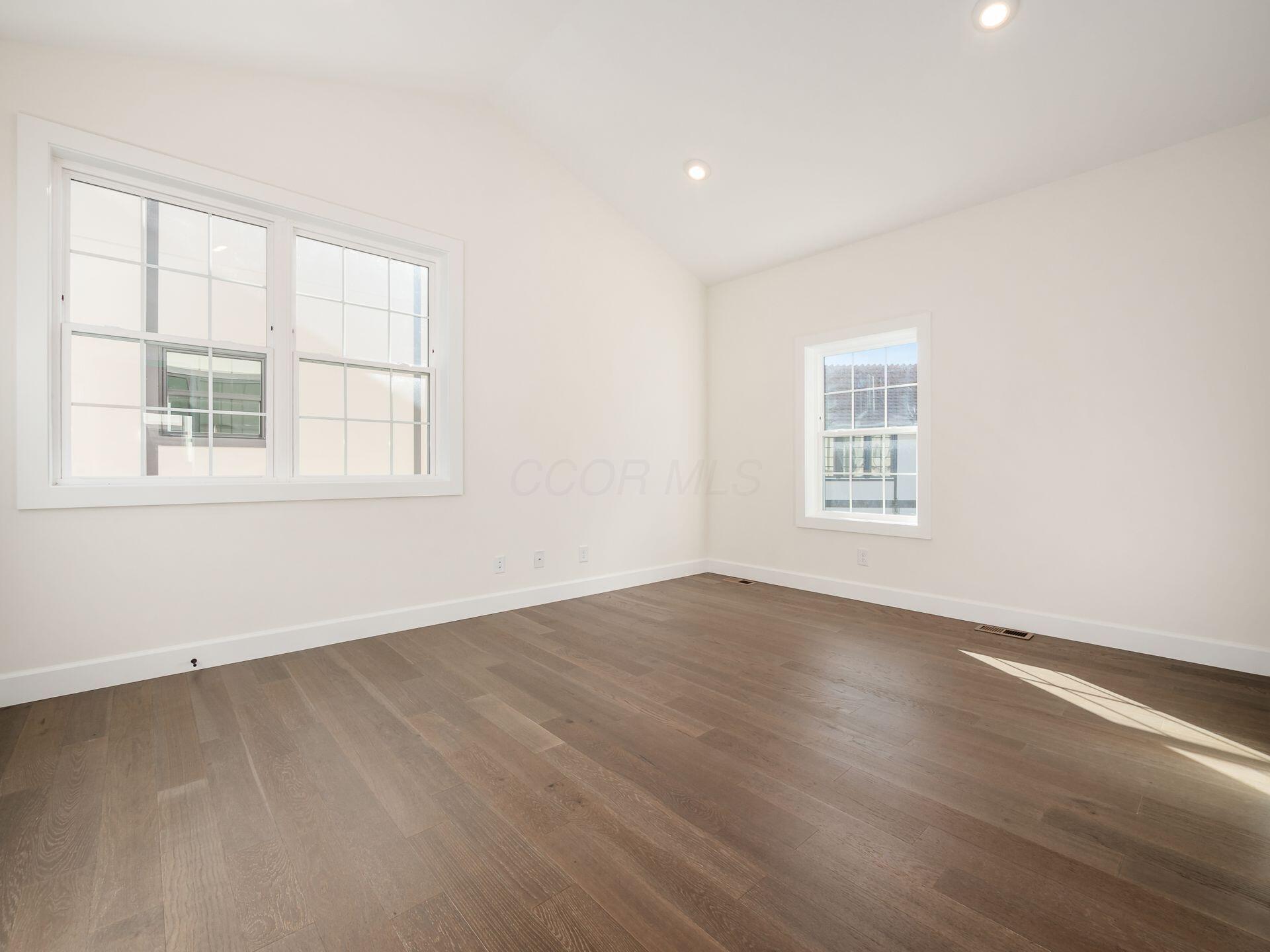 2015 W 5th Avenue, 107 Property Photo 18
