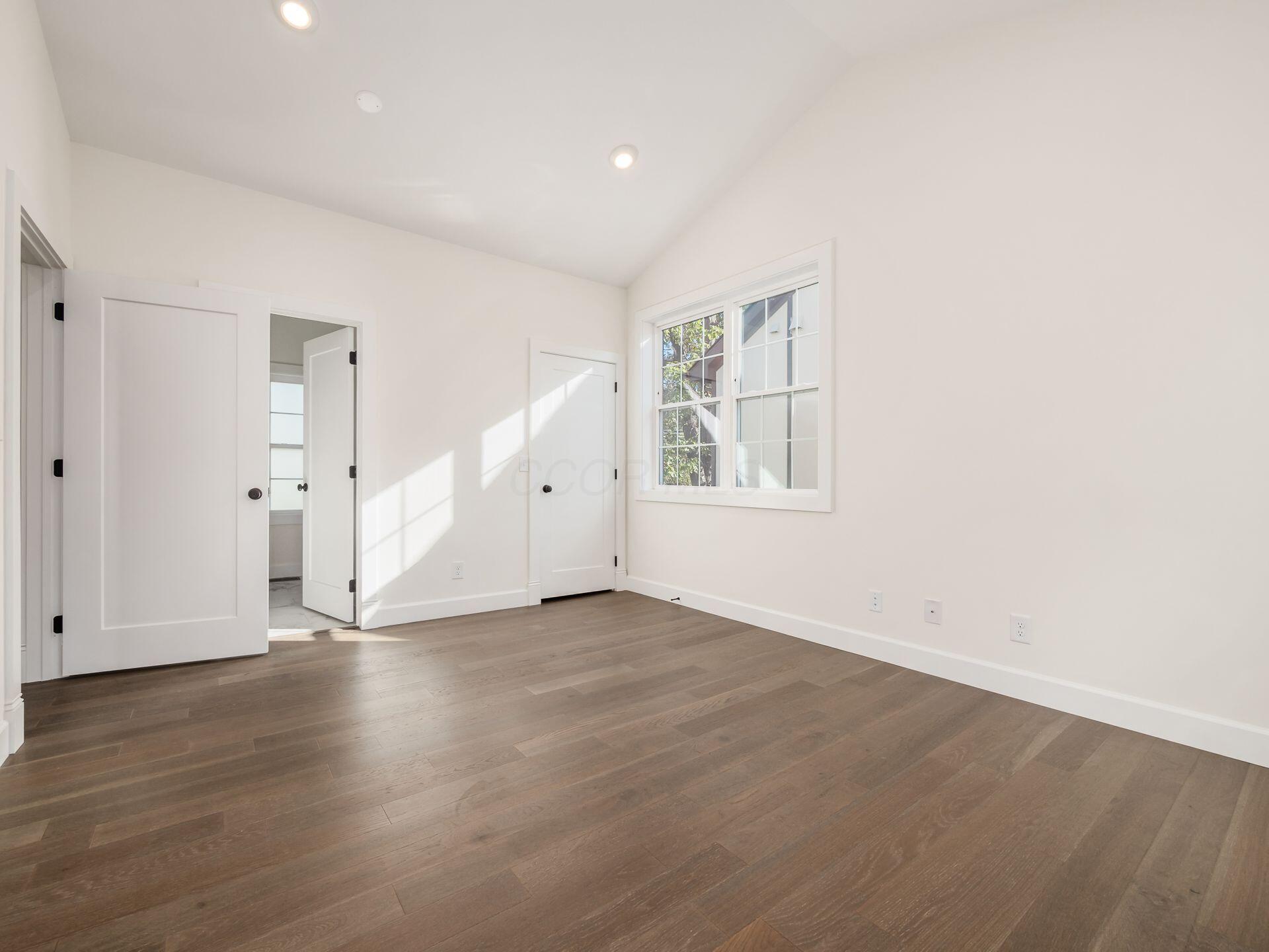 2015 W 5th Avenue, 107 Property Photo 20