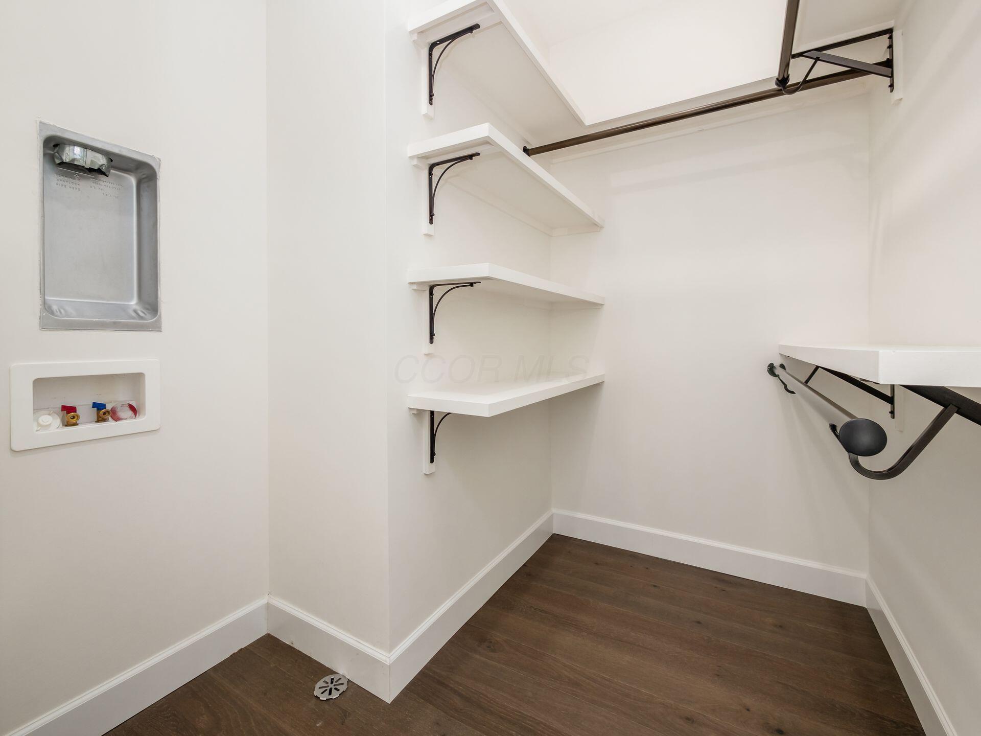 2015 W 5th Avenue, 107 Property Photo 23