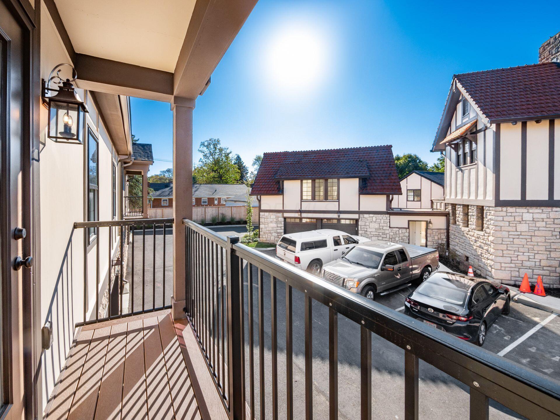 2015 W 5th Avenue, 107 Property Photo 25