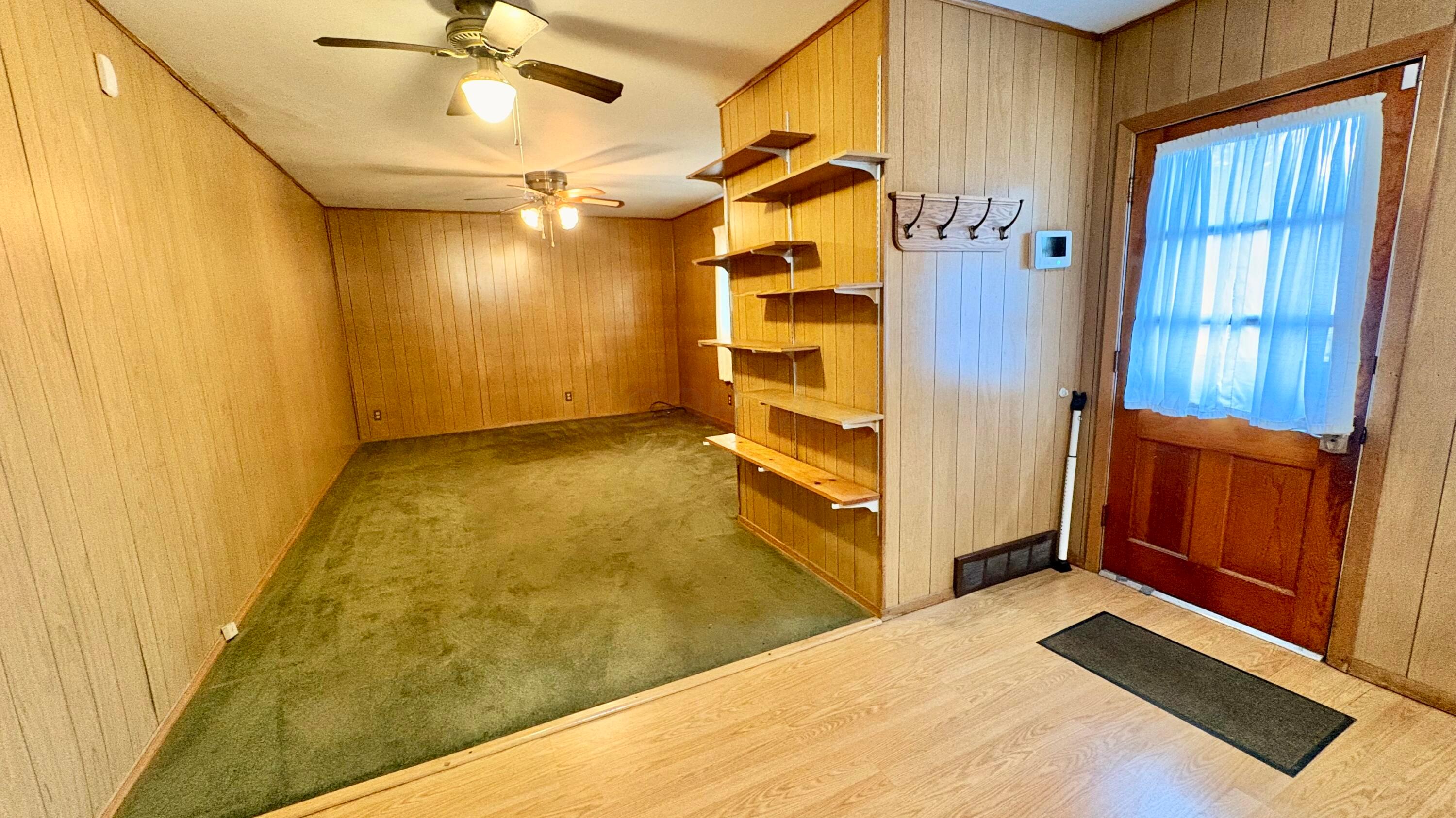 3321 Eakin Road Property Photo 14
