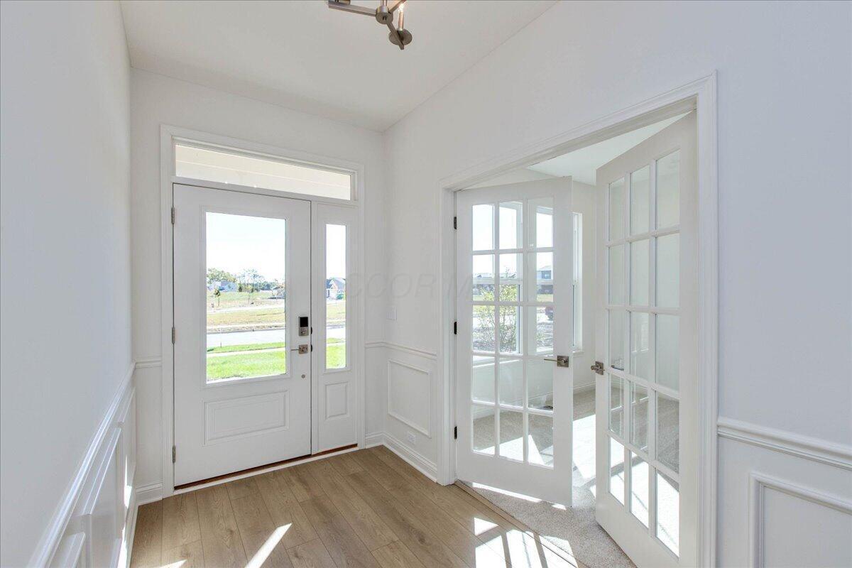 981 Bracknell Way Property Photo 18