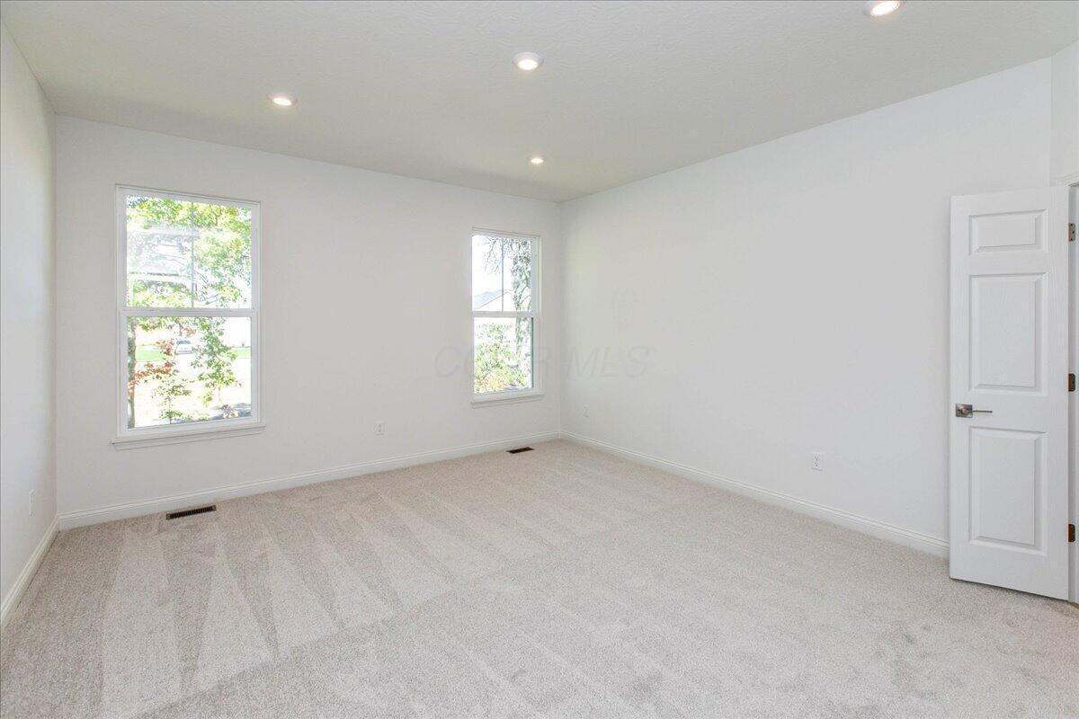 981 Bracknell Way Property Photo 21
