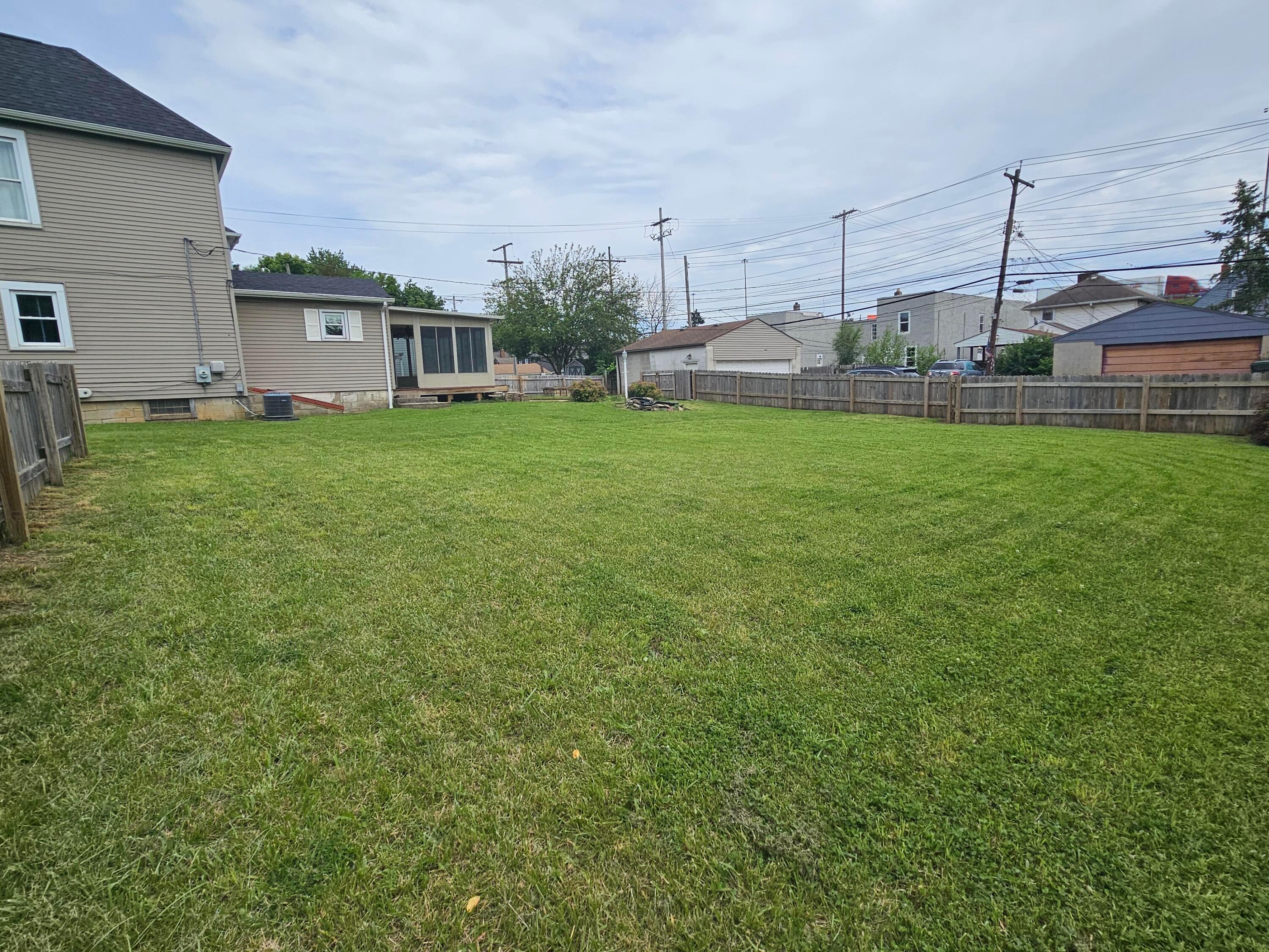 795 Campbell Avenue Property Photo 9