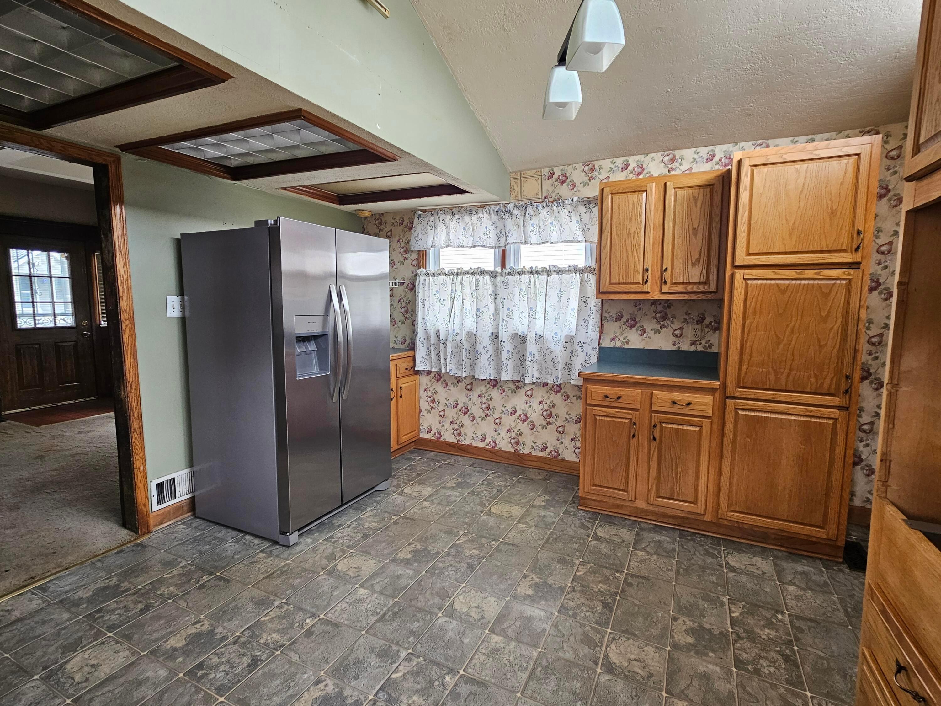 795 Campbell Avenue Property Photo 22
