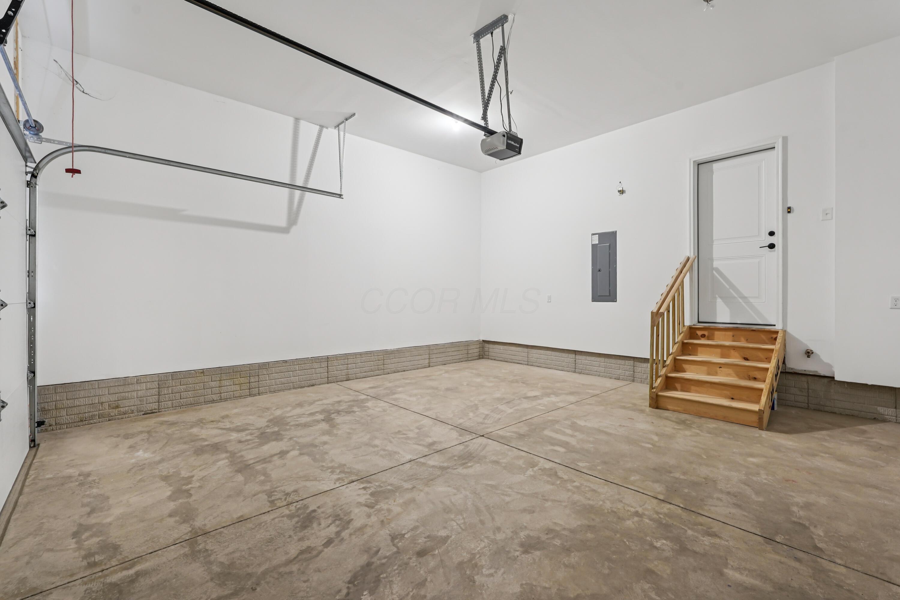 280 Dickenson Street Property Photo 45