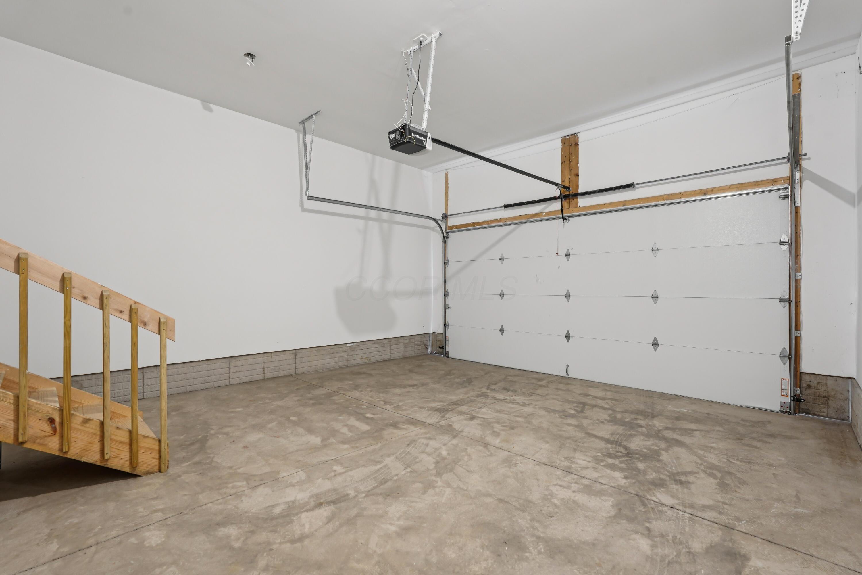 280 Dickenson Street Property Photo 46