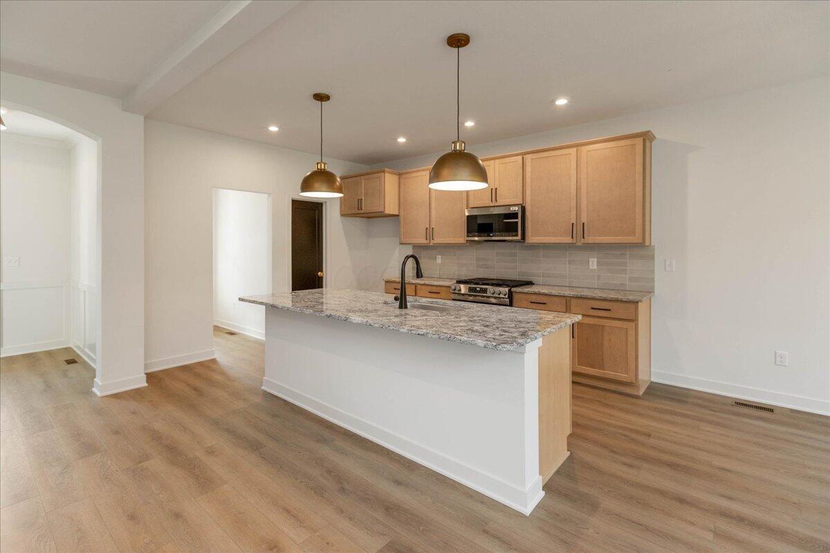 1209 Skipton Loop Property Photo 5