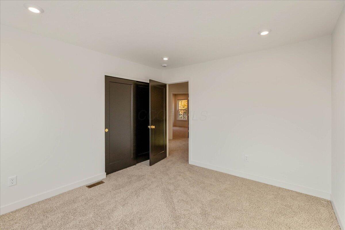 1209 Skipton Loop Property Photo 28