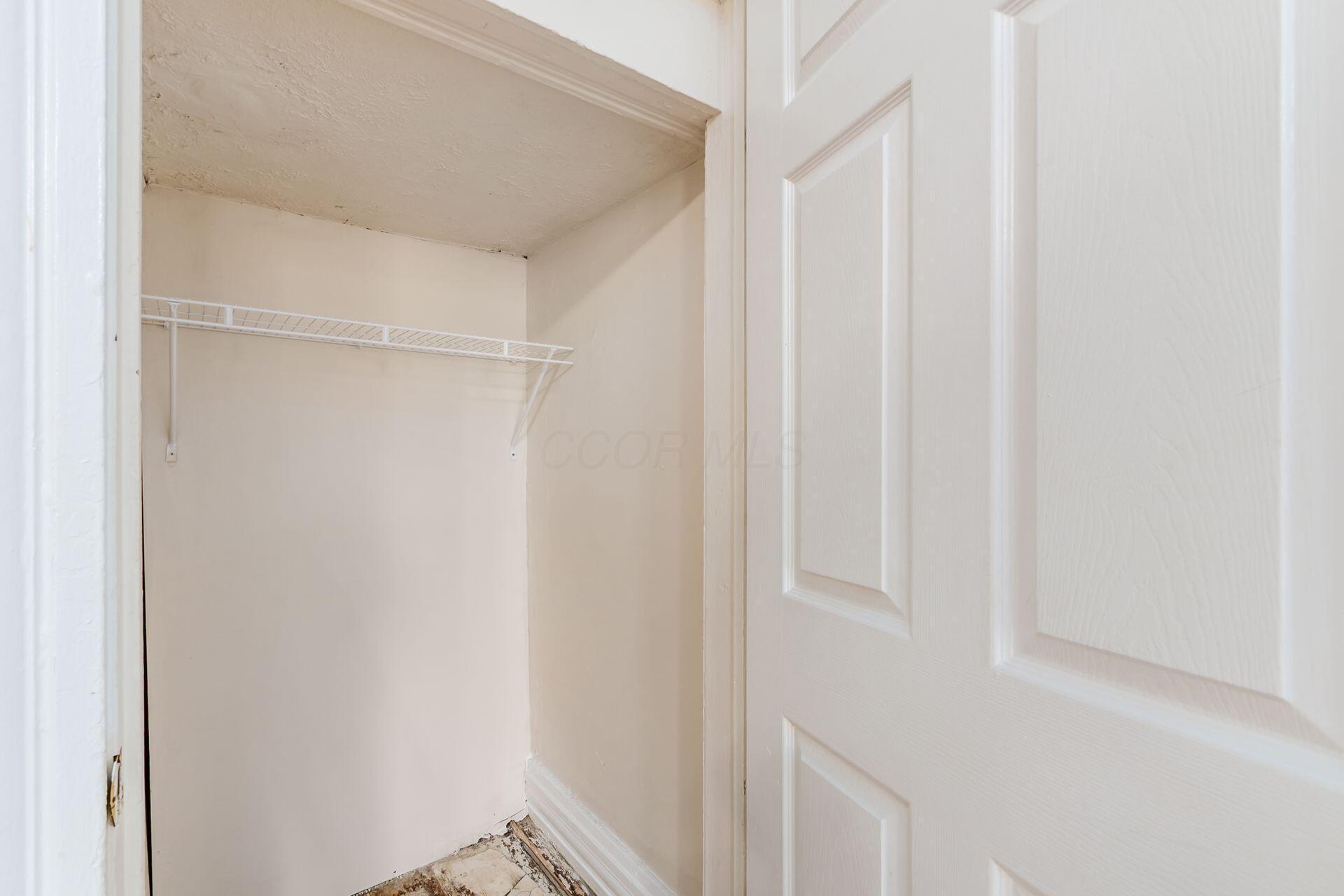 72-74 E 6th Avenue Property Photo 9