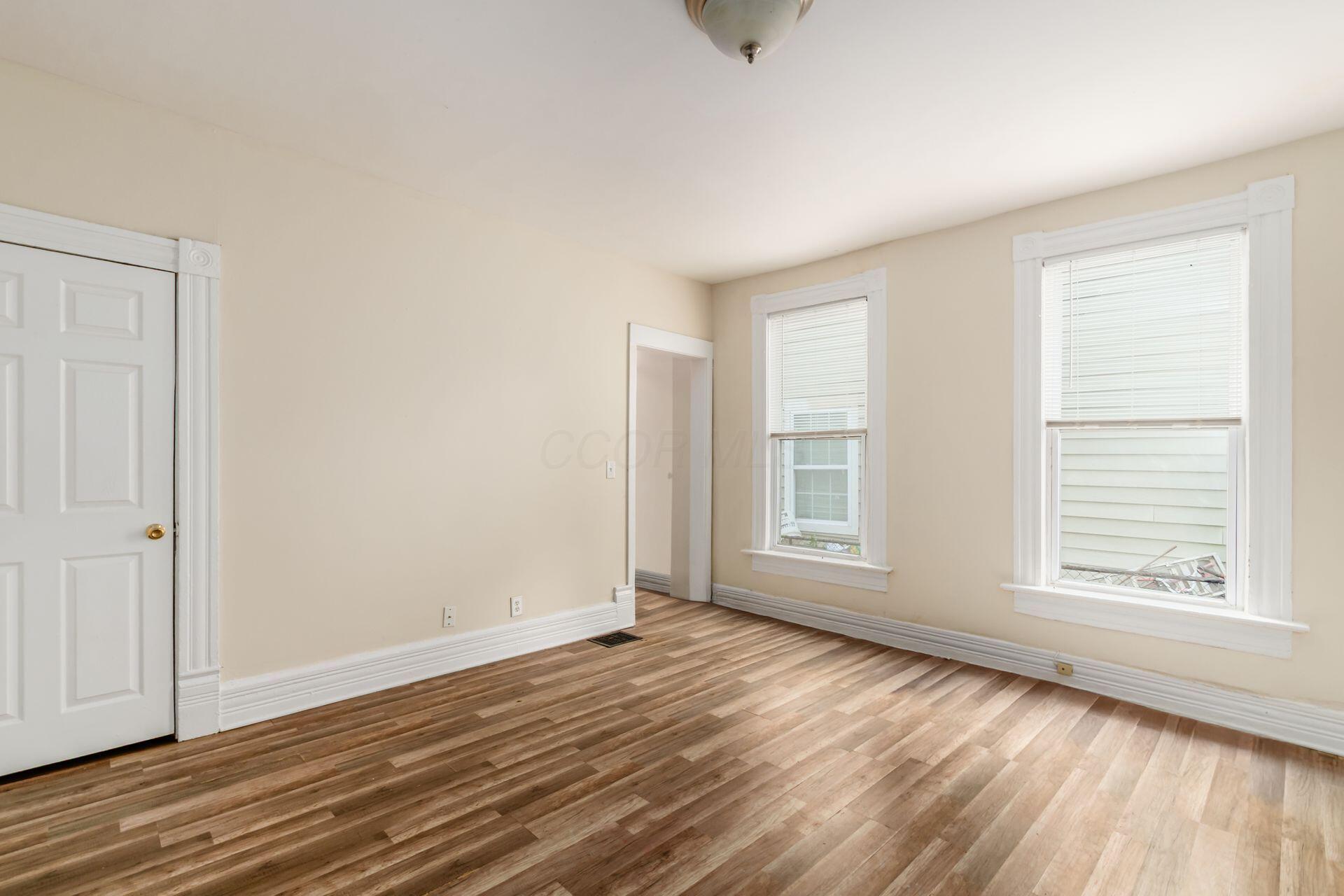 72-74 E 6th Avenue Property Photo 11