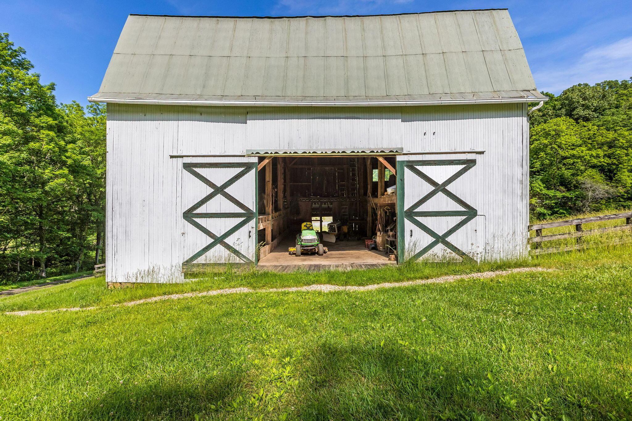 7929 State Route 664 N Property Photo 65