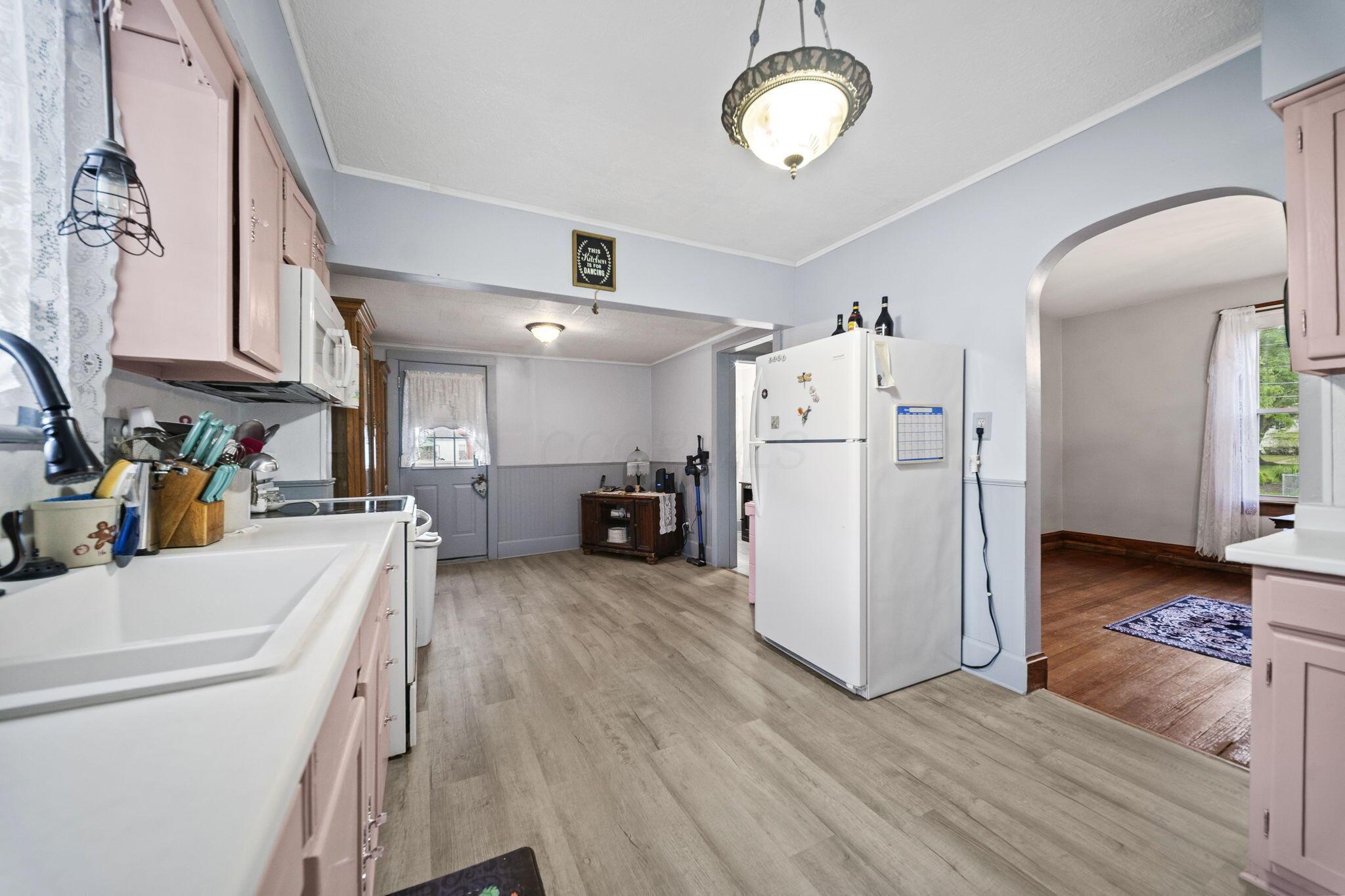 40 Walnut Street Property Photo 16