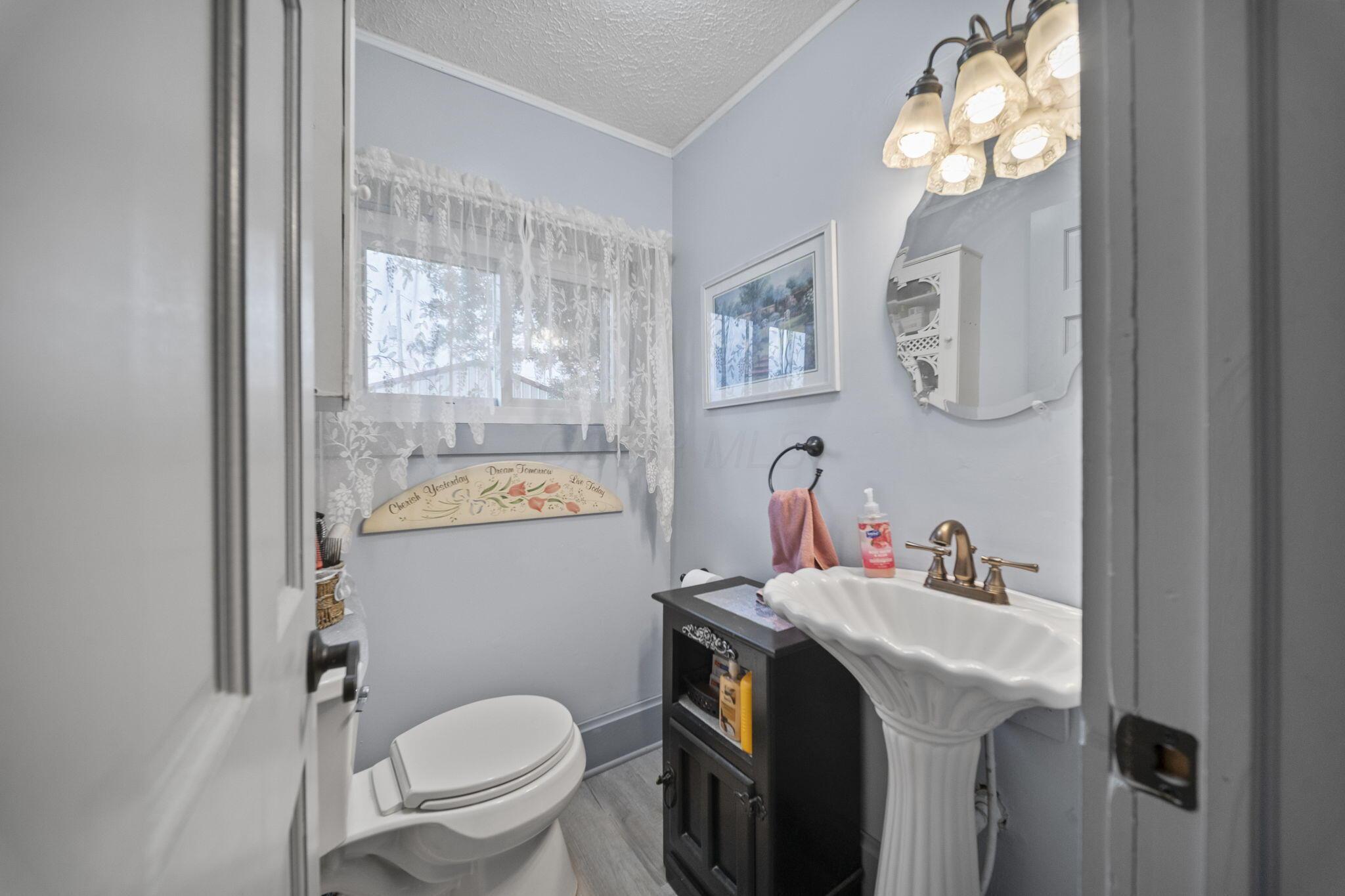 40 Walnut Street Property Photo 23