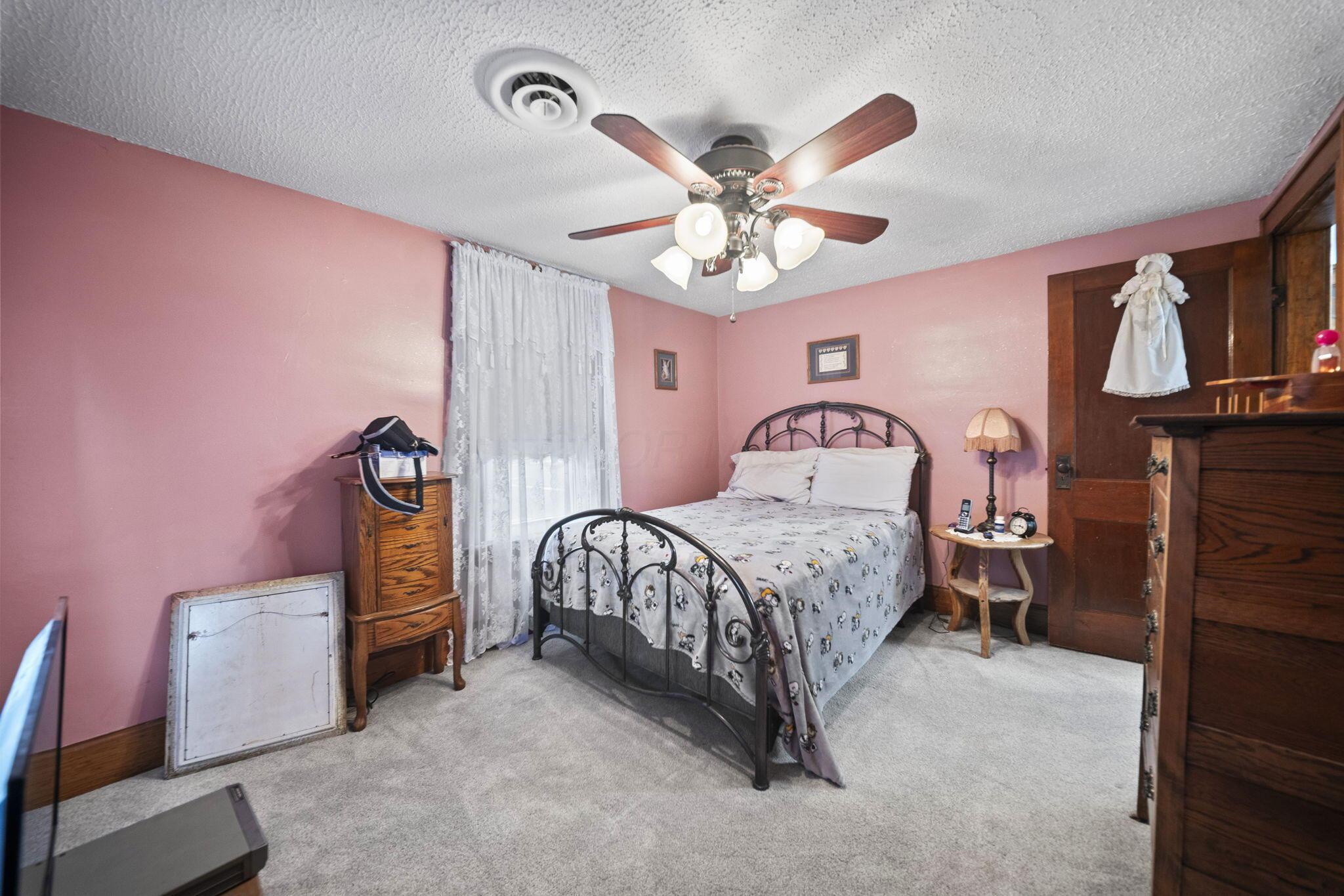 40 Walnut Street Property Photo 28