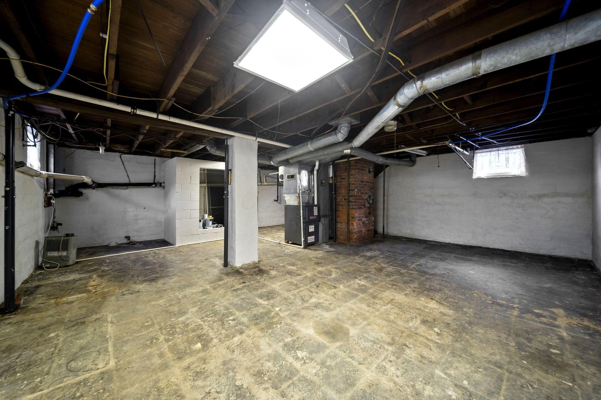 40 Walnut Street Property Photo 37