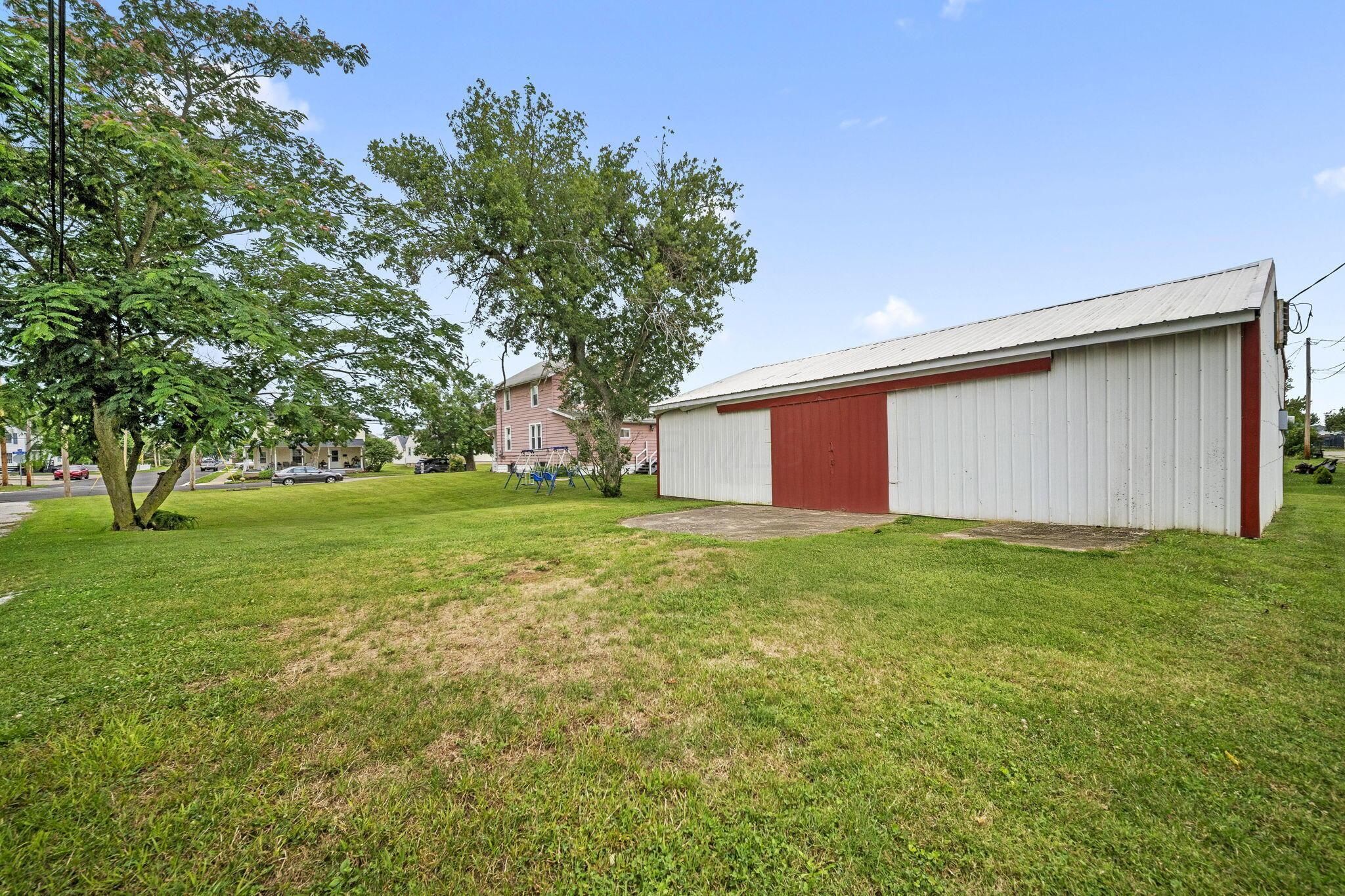 40 Walnut Street Property Photo 38