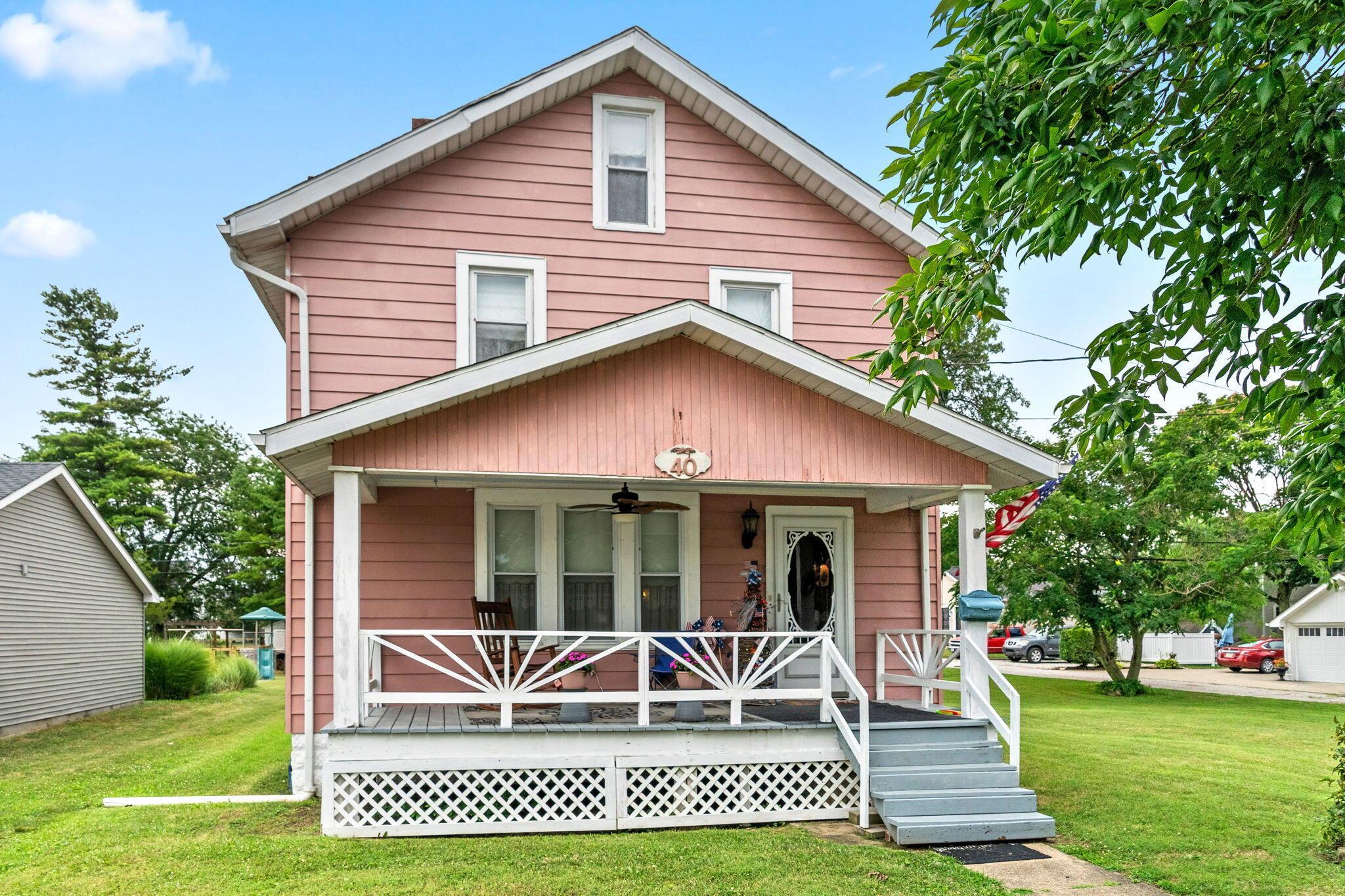 40 Walnut Street Property Photo 59