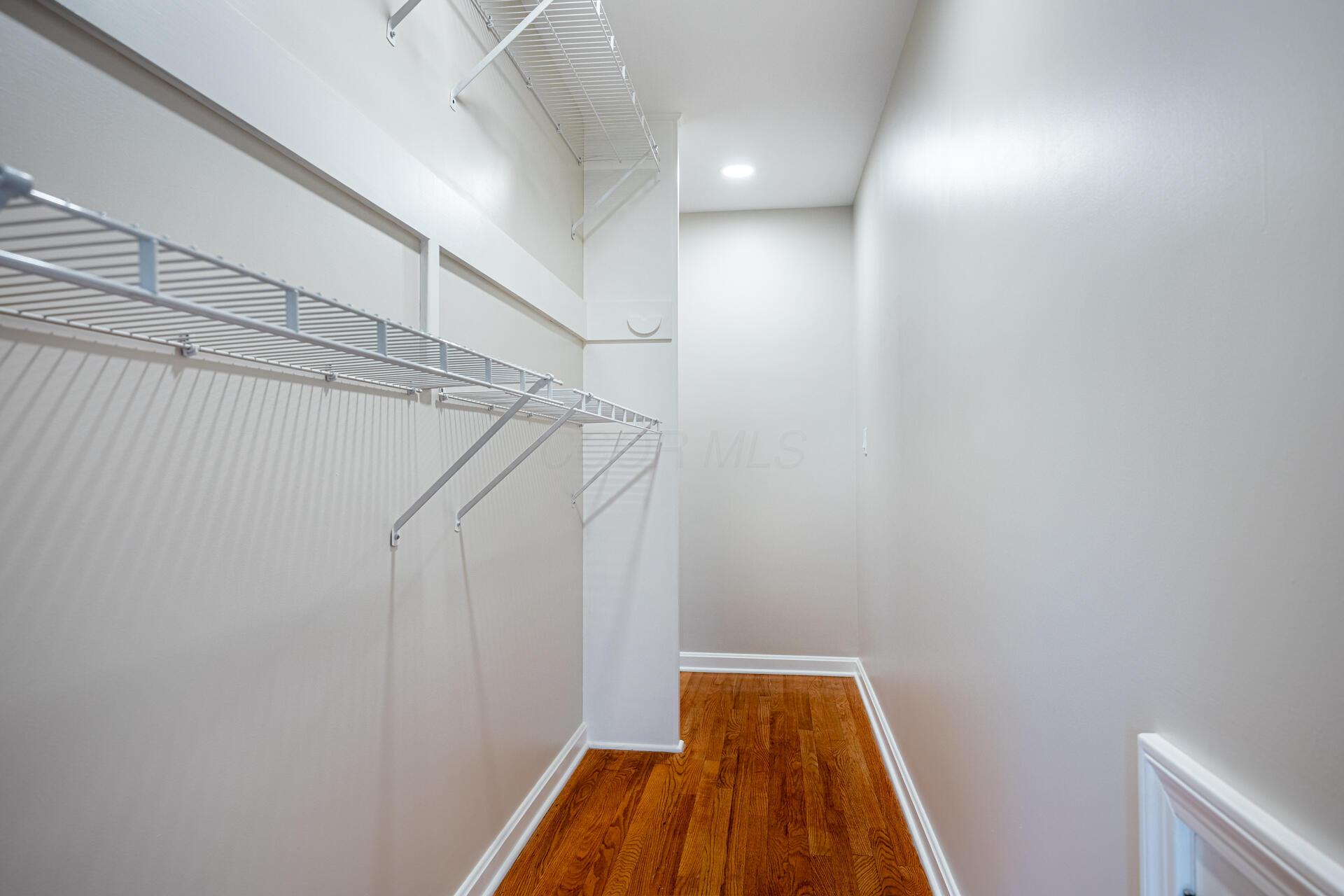 1691 Knob Hill Drive Property Photo 33