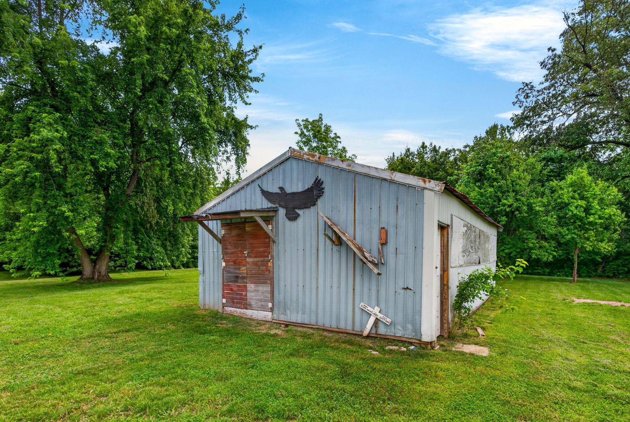 6718 Hitler Road 2 Property Photo 17