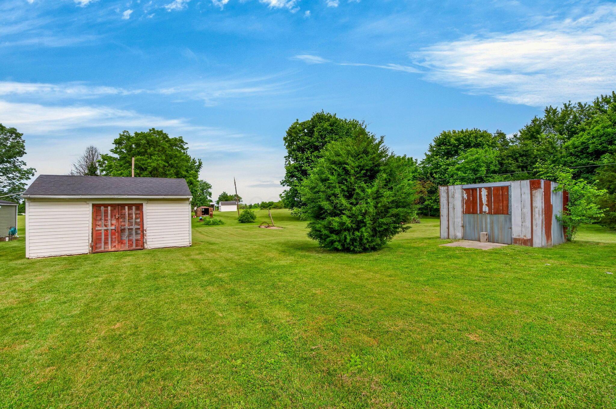 6718 Hitler Road 2 Property Photo 19