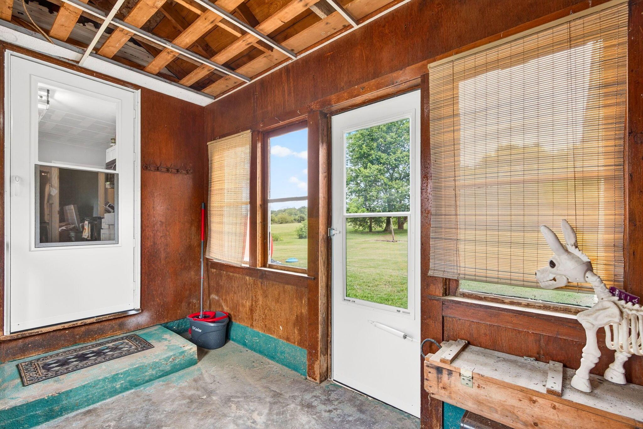 6718 Hitler Road 2 Property Photo 37