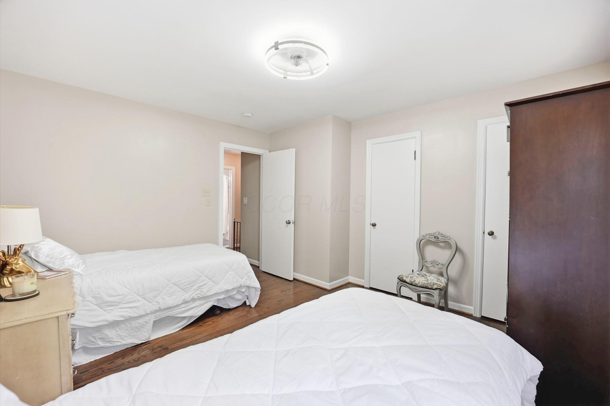 66 S Roosevelt Avenue Property Photo 31