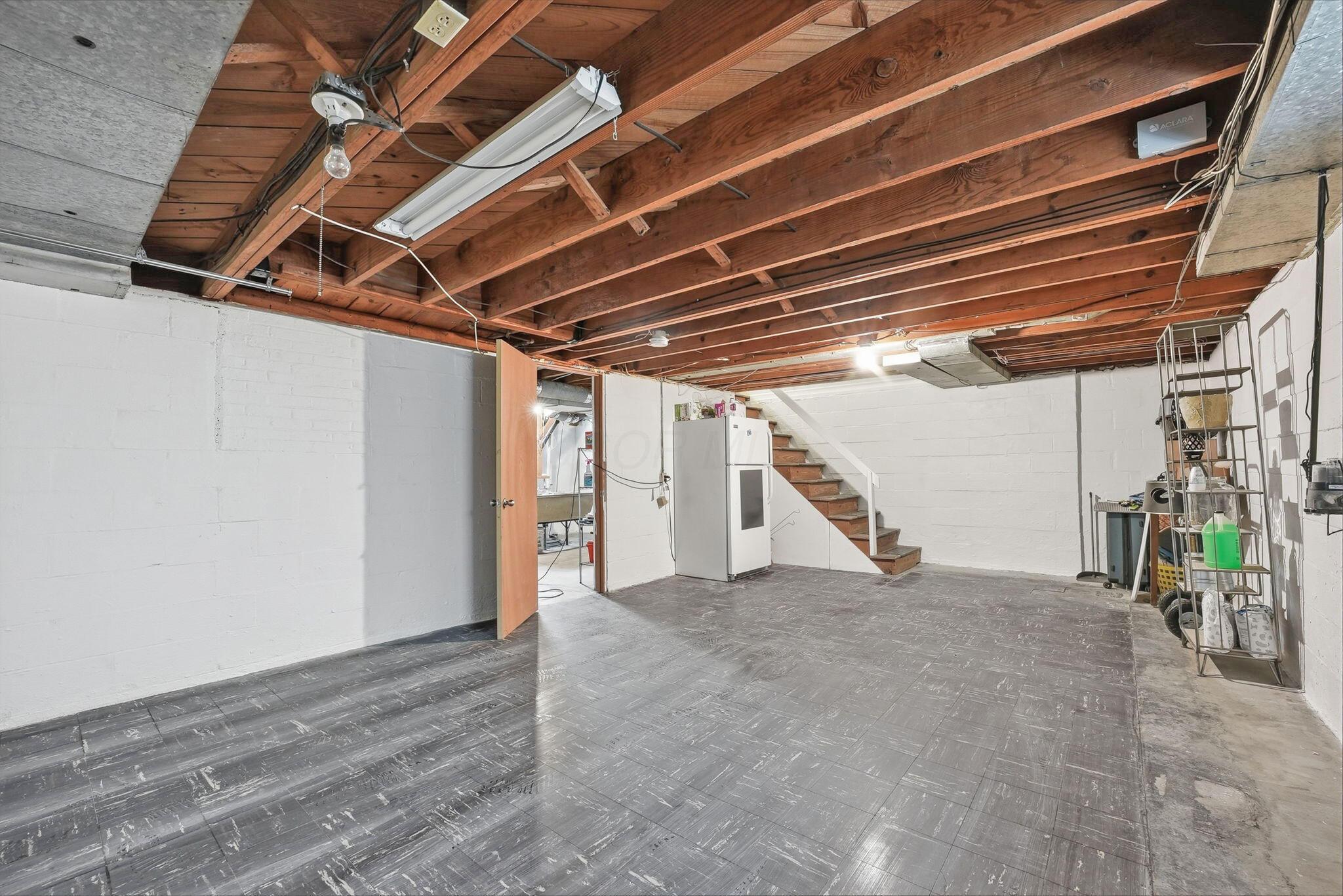 66 S Roosevelt Avenue Property Photo 35