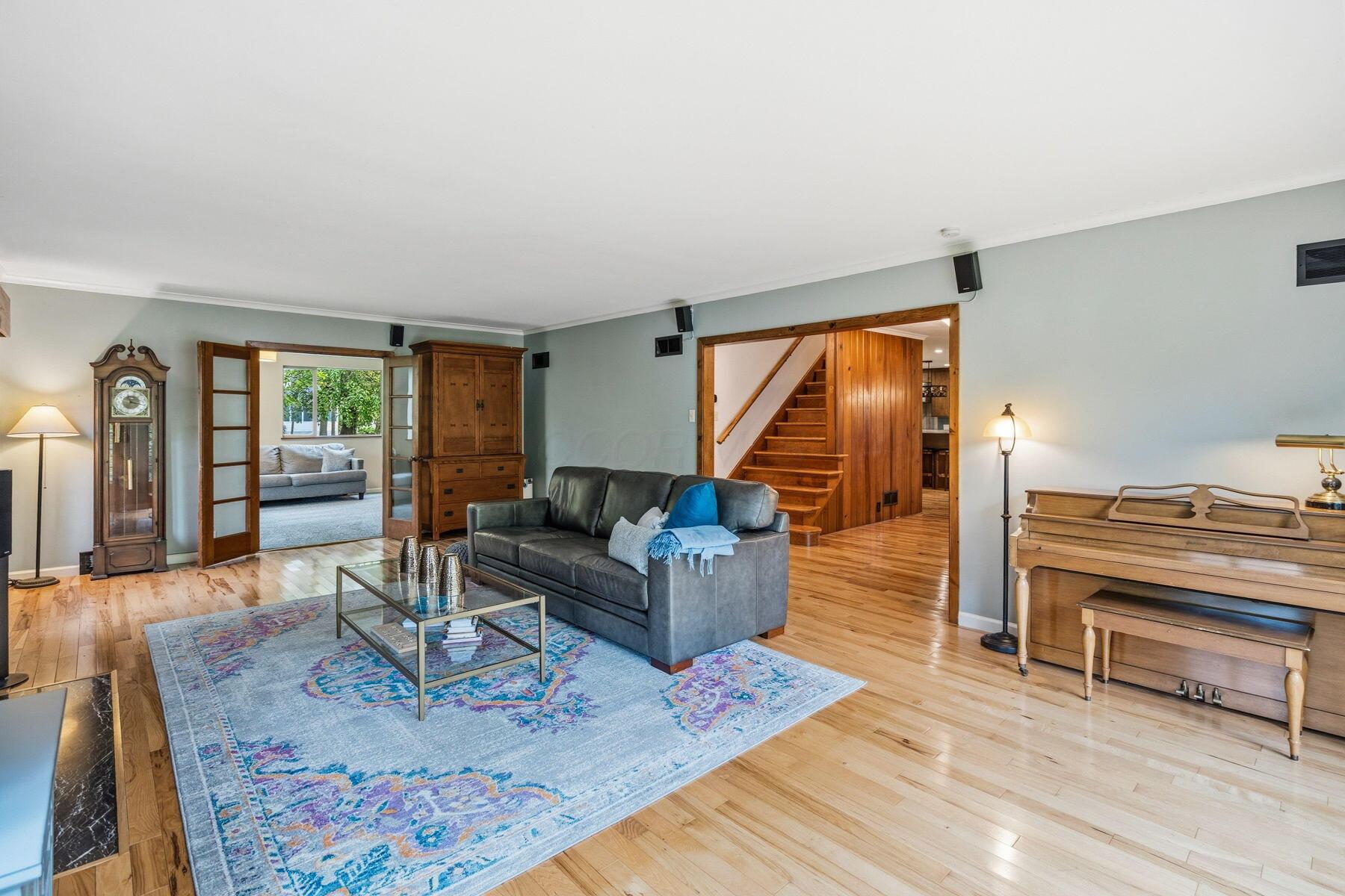 210 Euclid Avenue Property Photo 12
