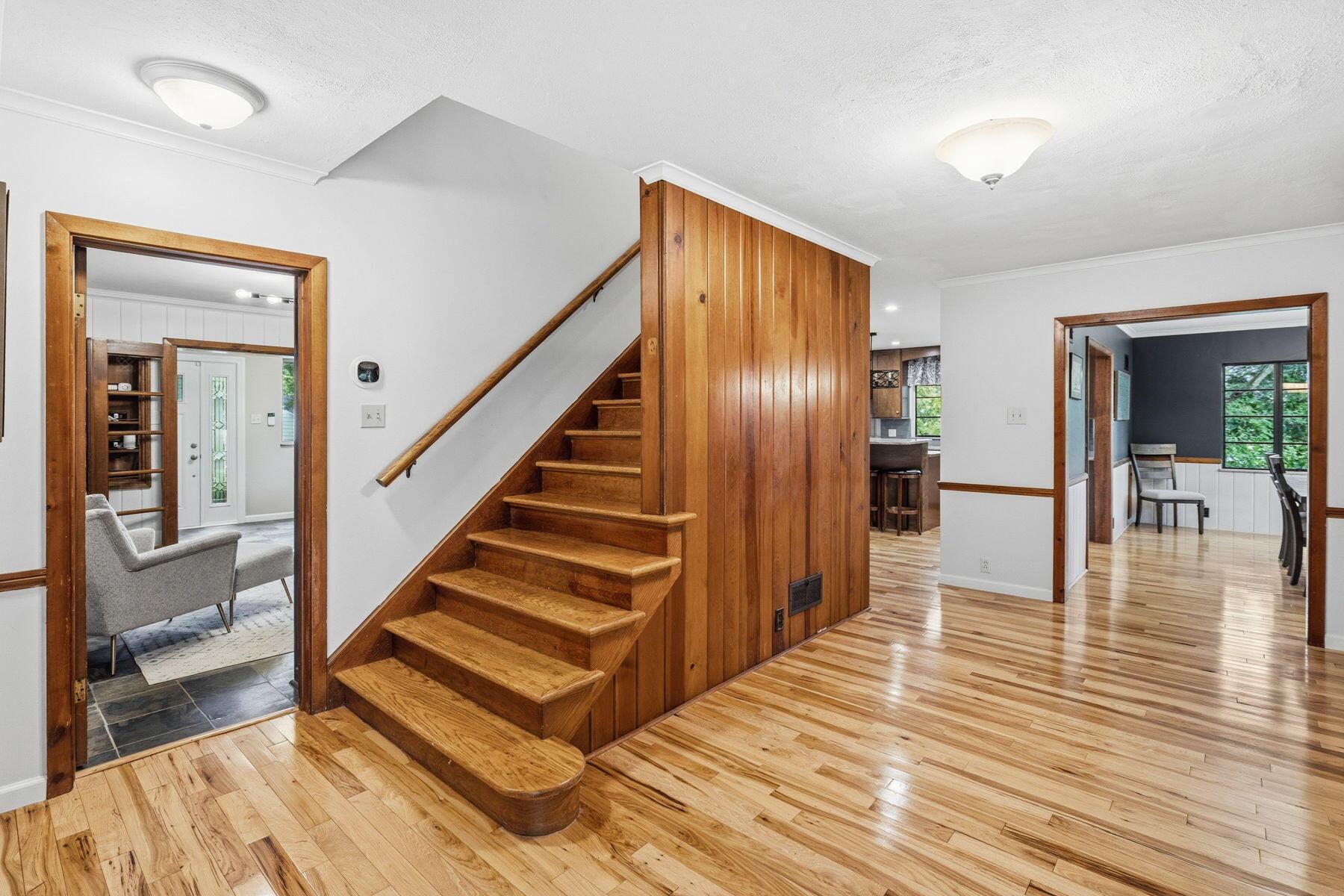 210 Euclid Avenue Property Photo 15