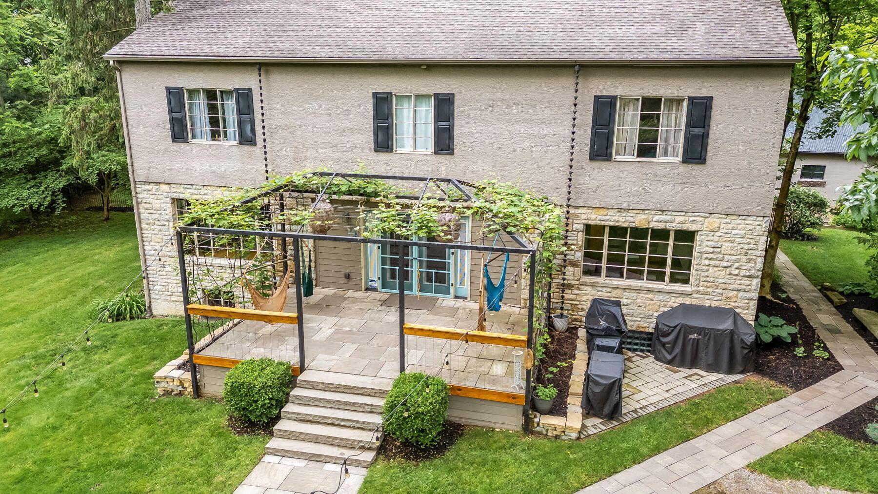 210 Euclid Avenue Property Photo 60