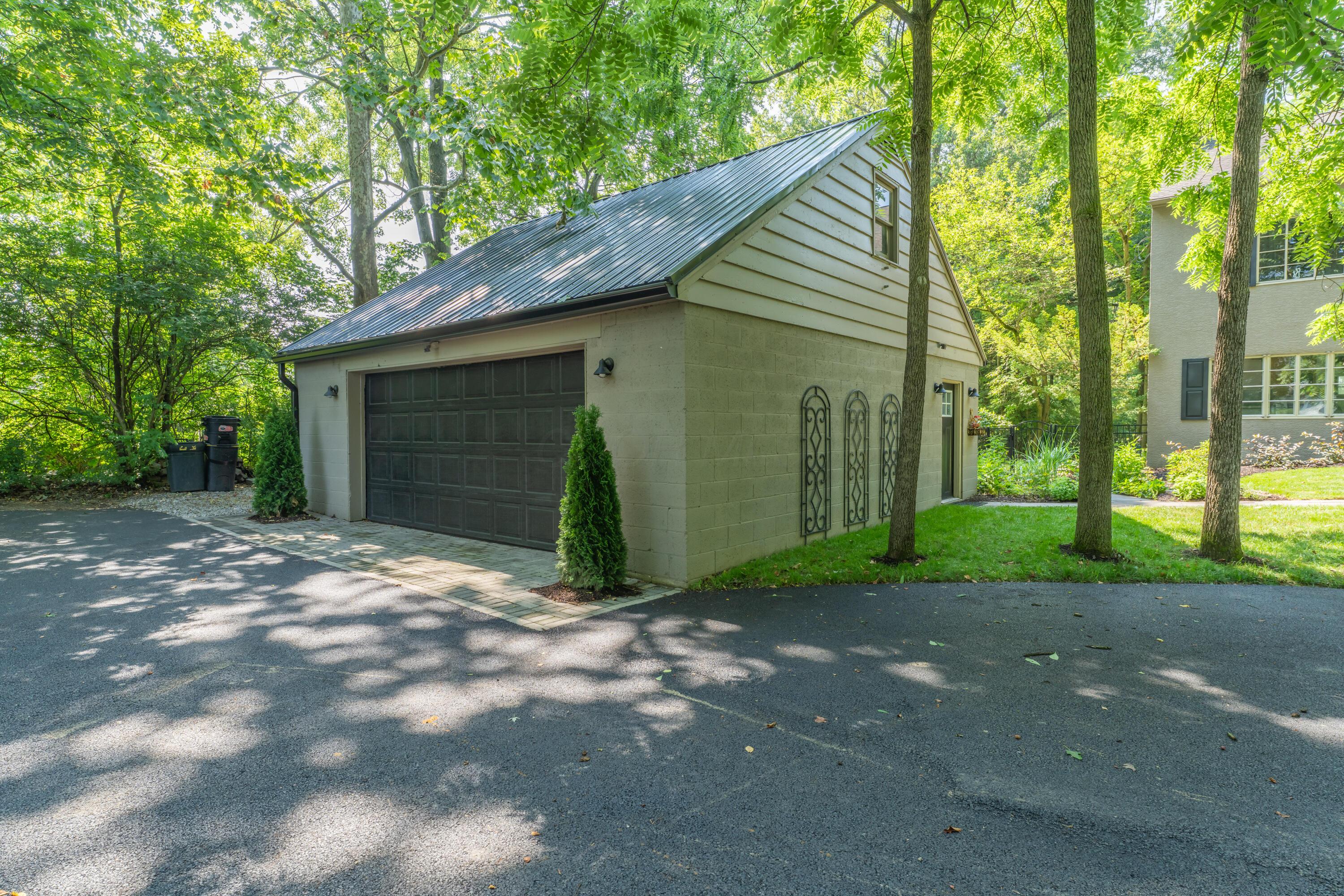 210 Euclid Avenue Property Photo 75