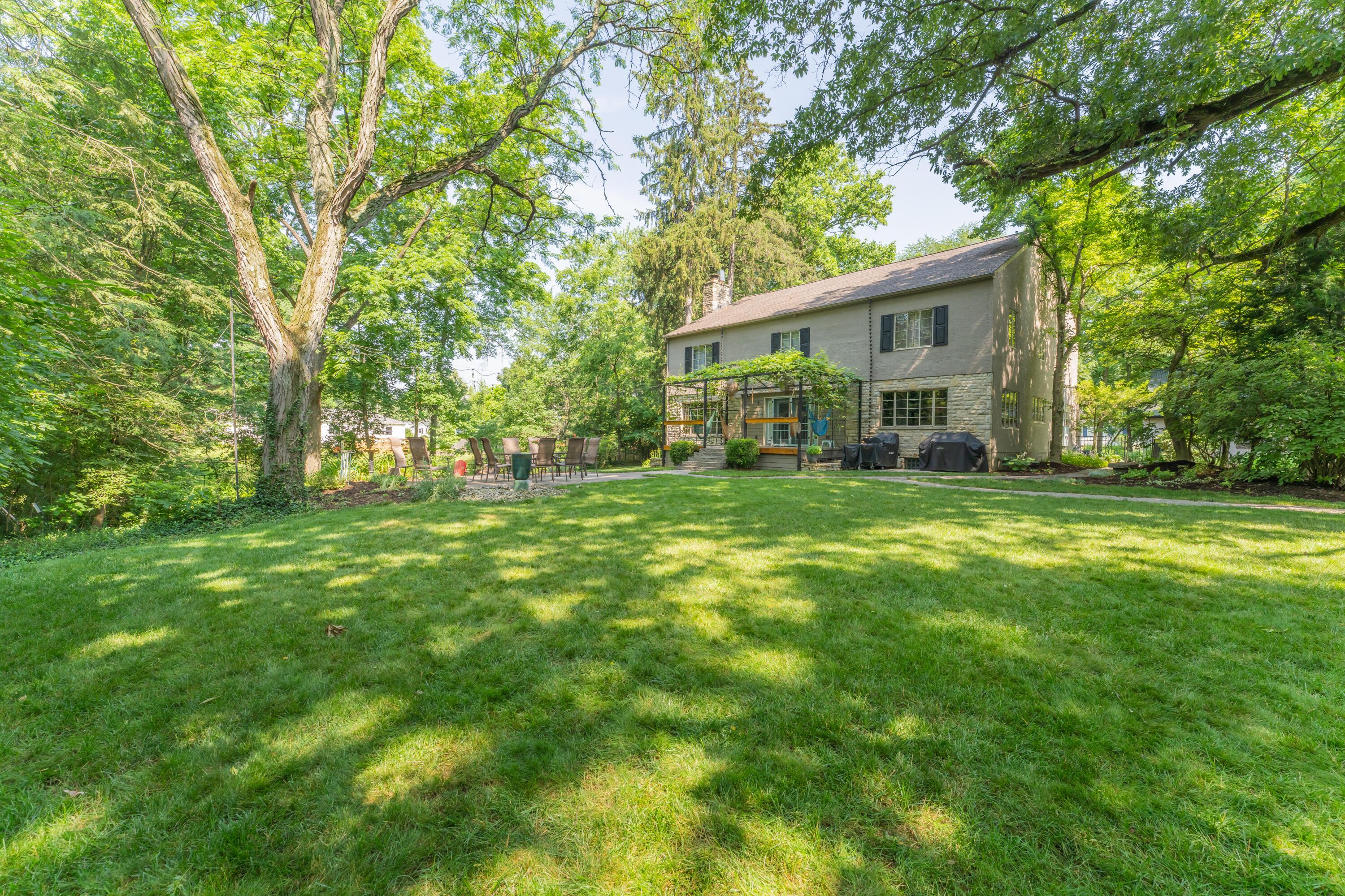 210 Euclid Avenue Property Photo 79