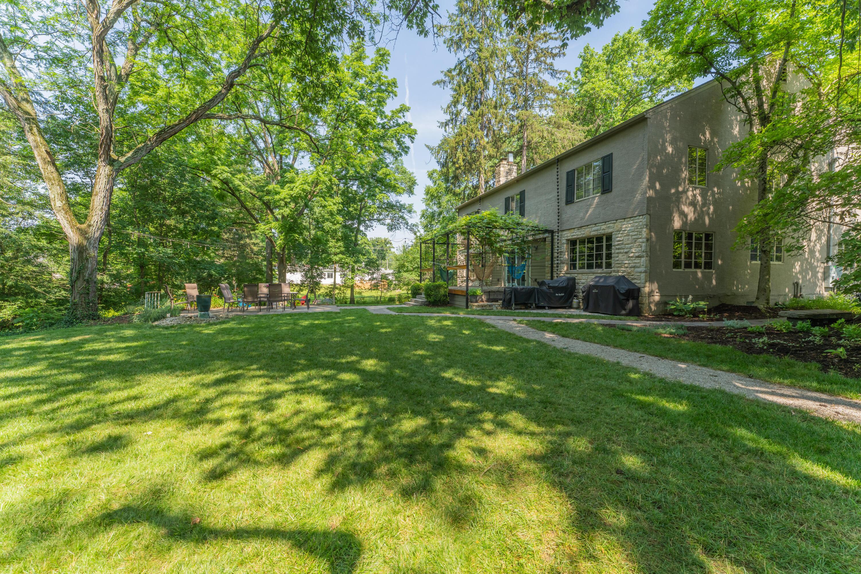 210 Euclid Avenue Property Photo 80