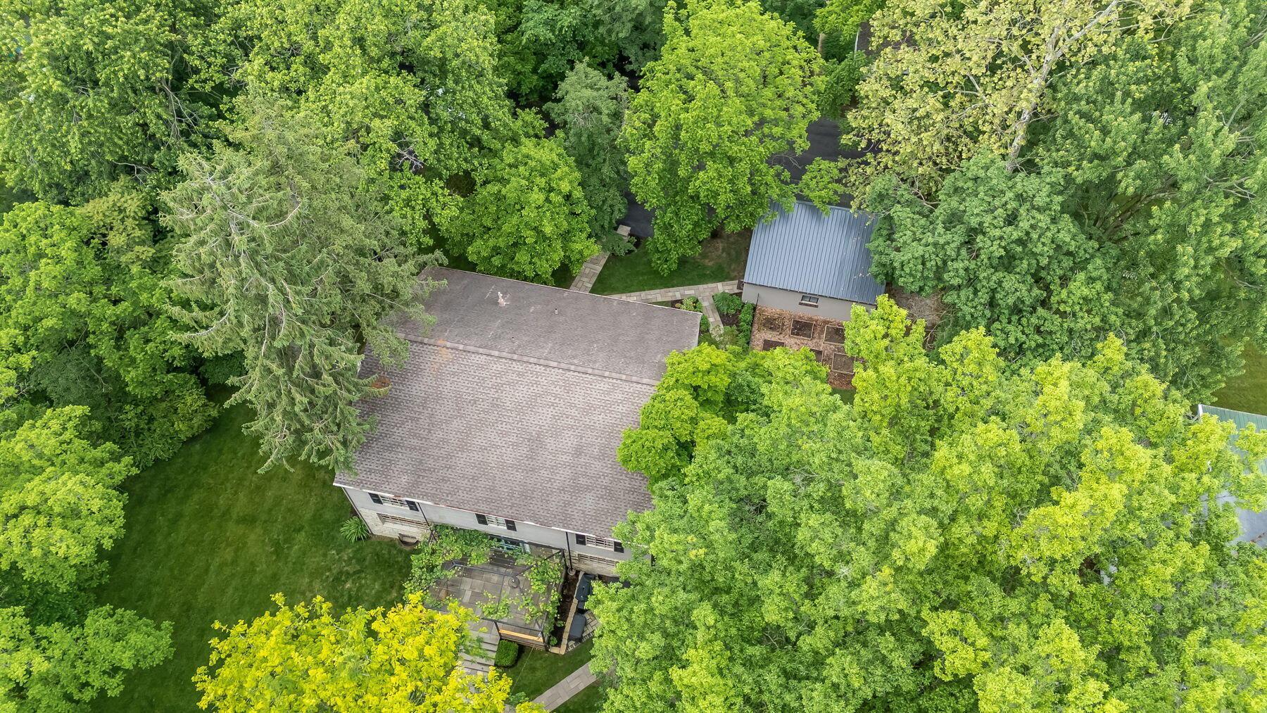 210 Euclid Avenue Property Photo 90