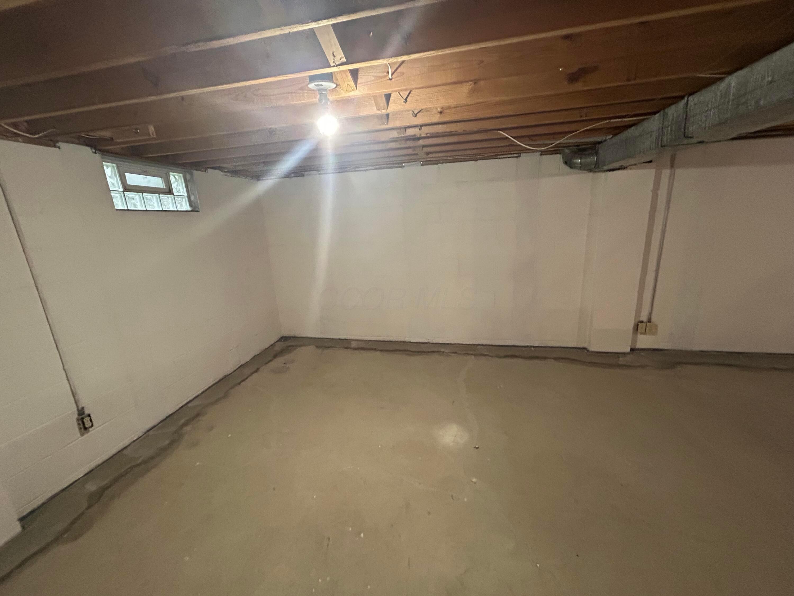 8715 Ripton Drive Property Photo 3