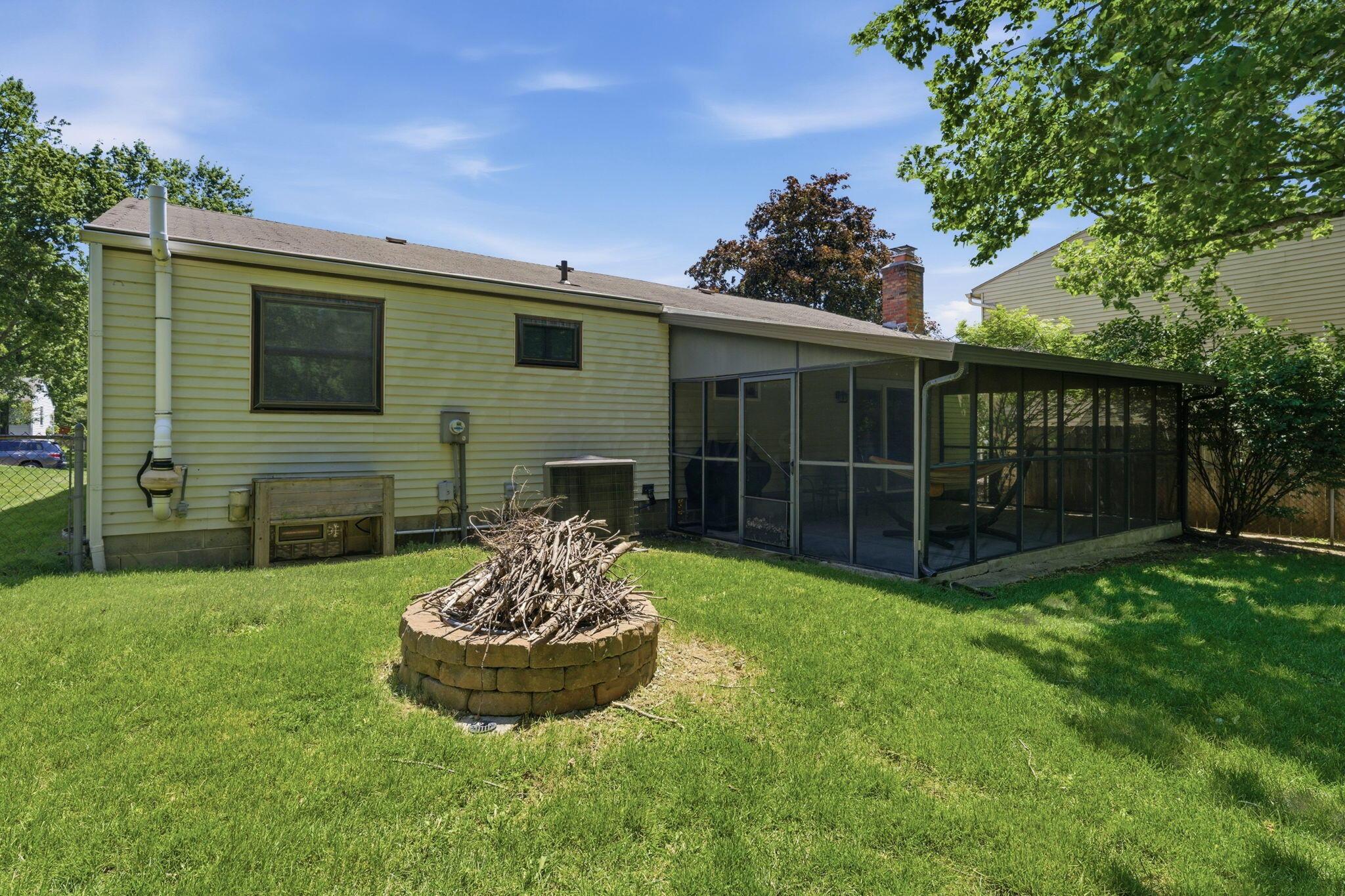 8715 Ripton Drive Property Photo 5