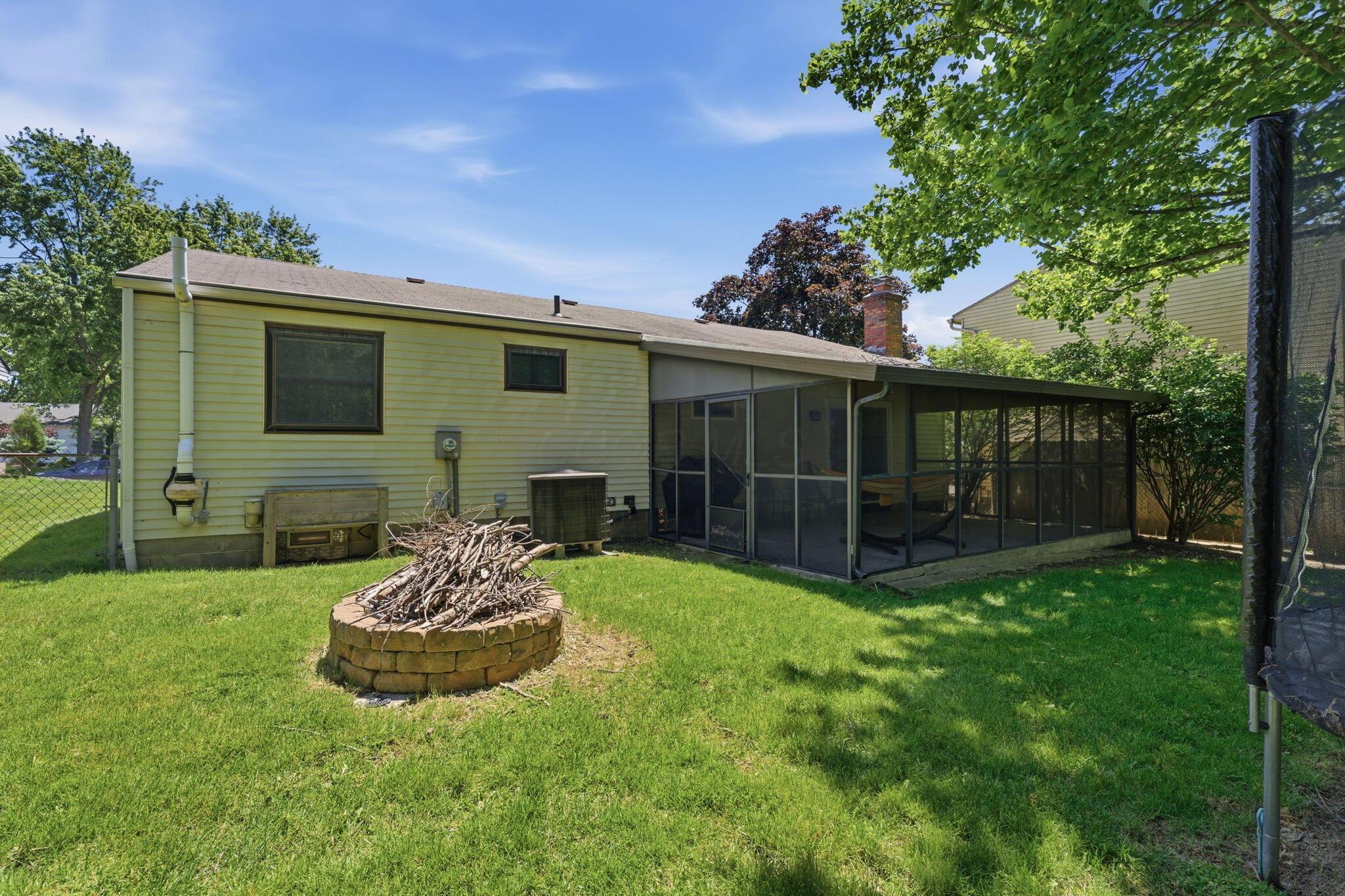 8715 Ripton Drive Property Photo 8