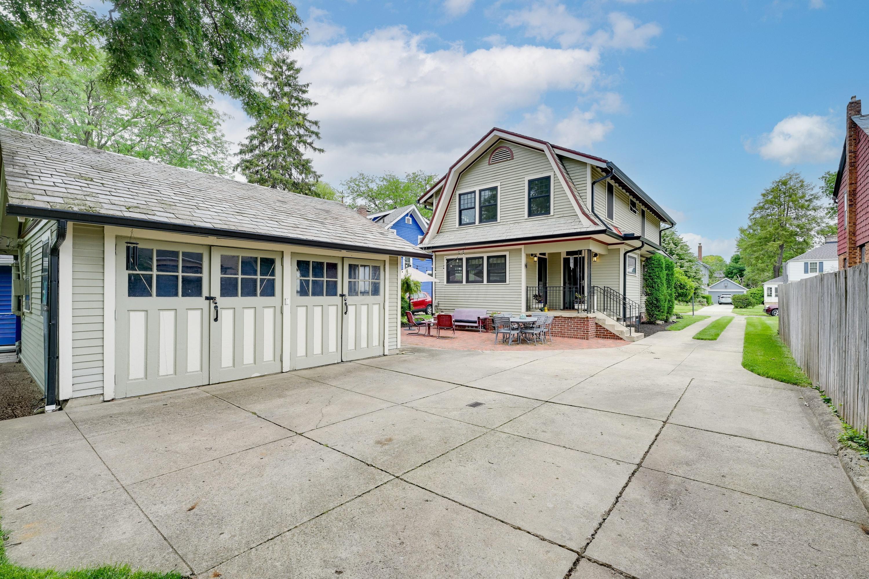 427 E Dunedin Road Property Photo 40