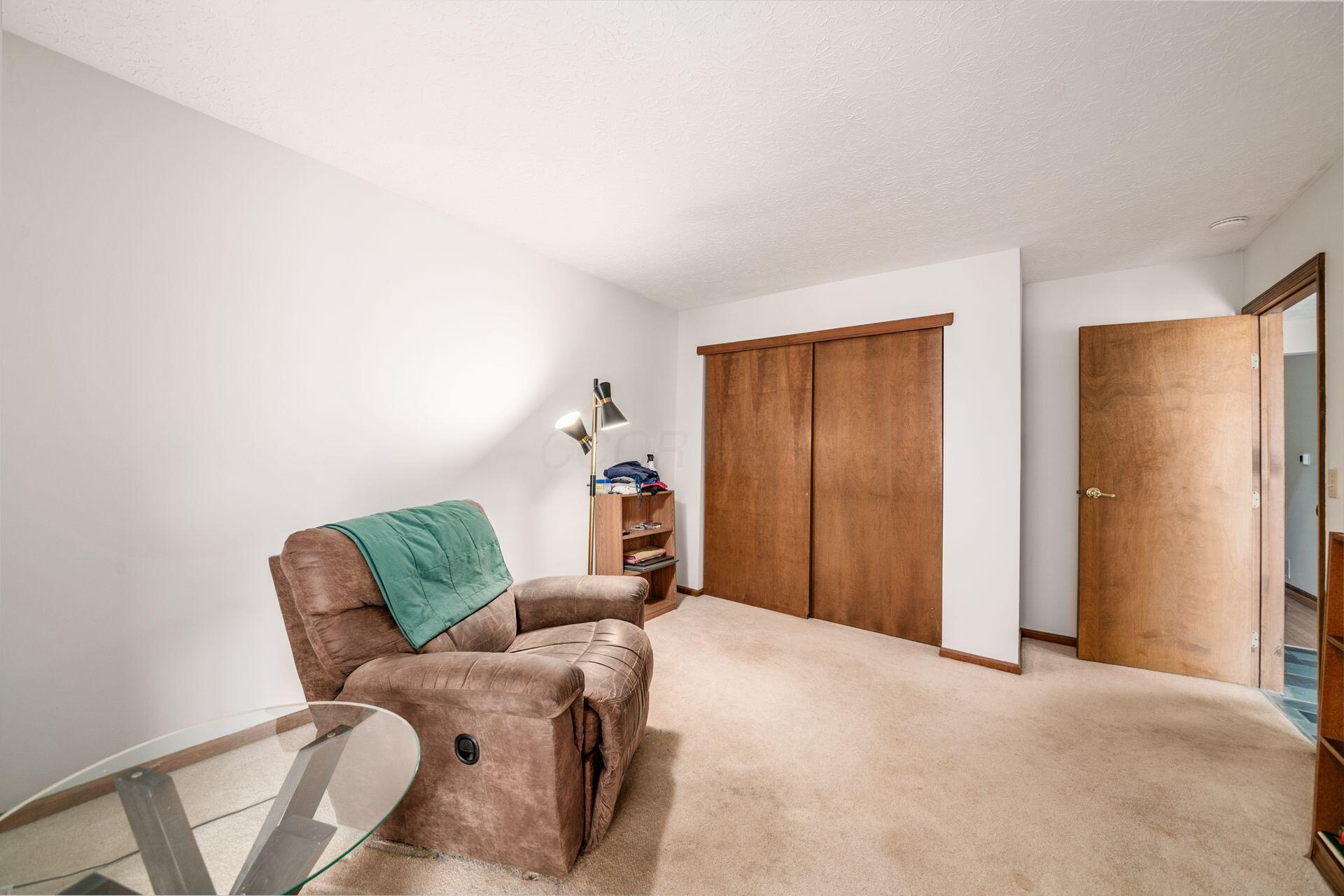 4573 Arlingate Drive W Property Photo 19