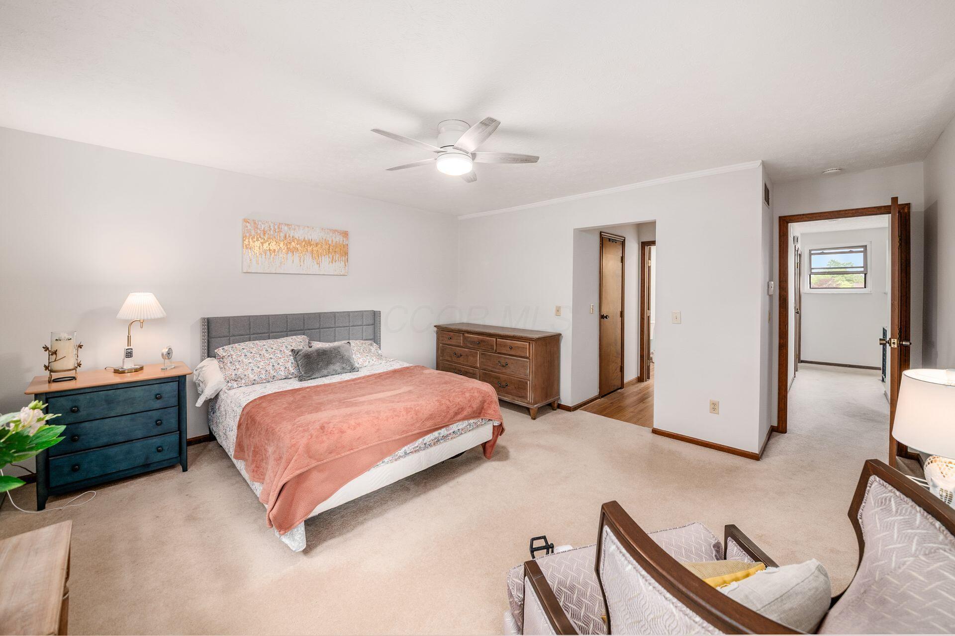 4573 Arlingate Drive W Property Photo 24