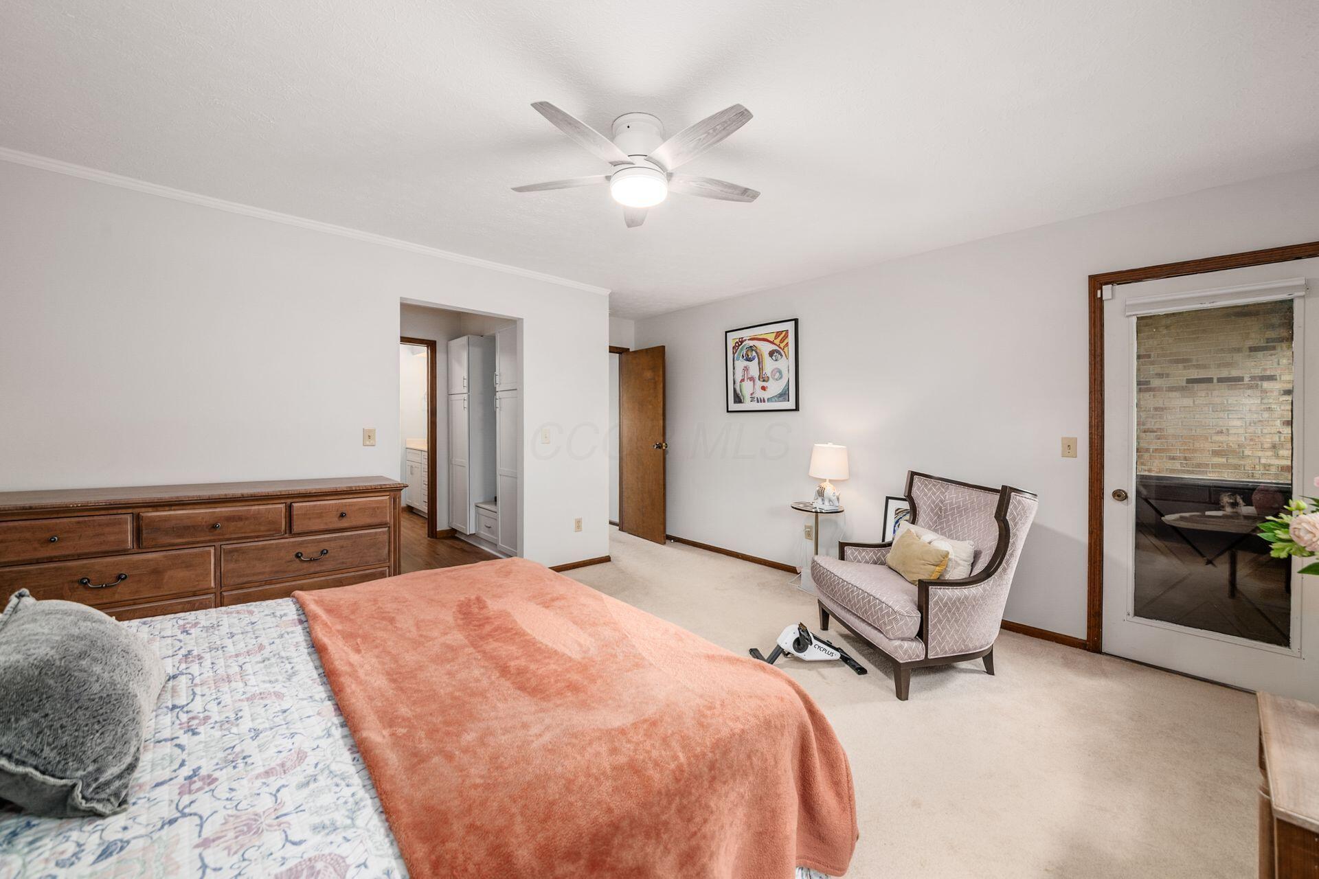 4573 Arlingate Drive W Property Photo 25