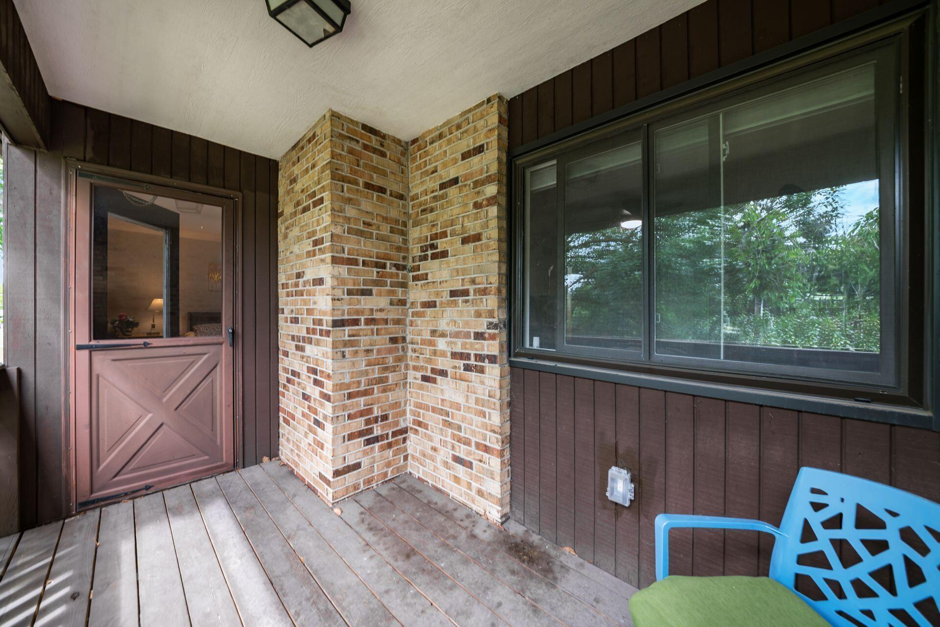 4573 Arlingate Drive W Property Photo 33