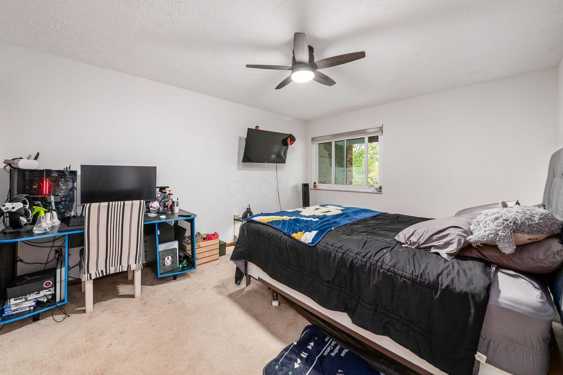 4573 Arlingate Drive W Property Photo 35