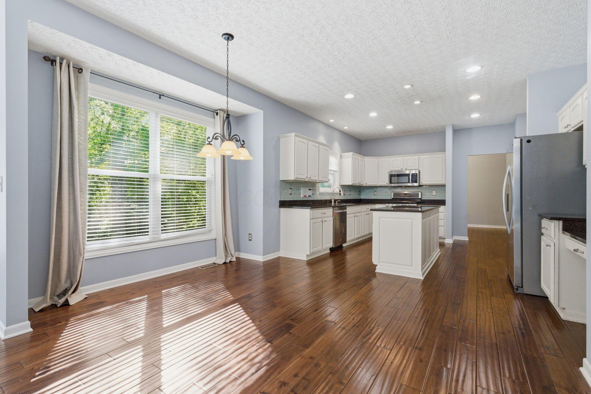 452 Sunridge Drive Property Photo 10