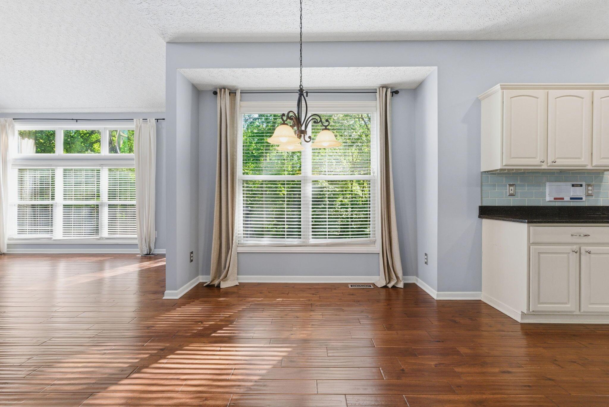 452 Sunridge Drive Property Photo 11