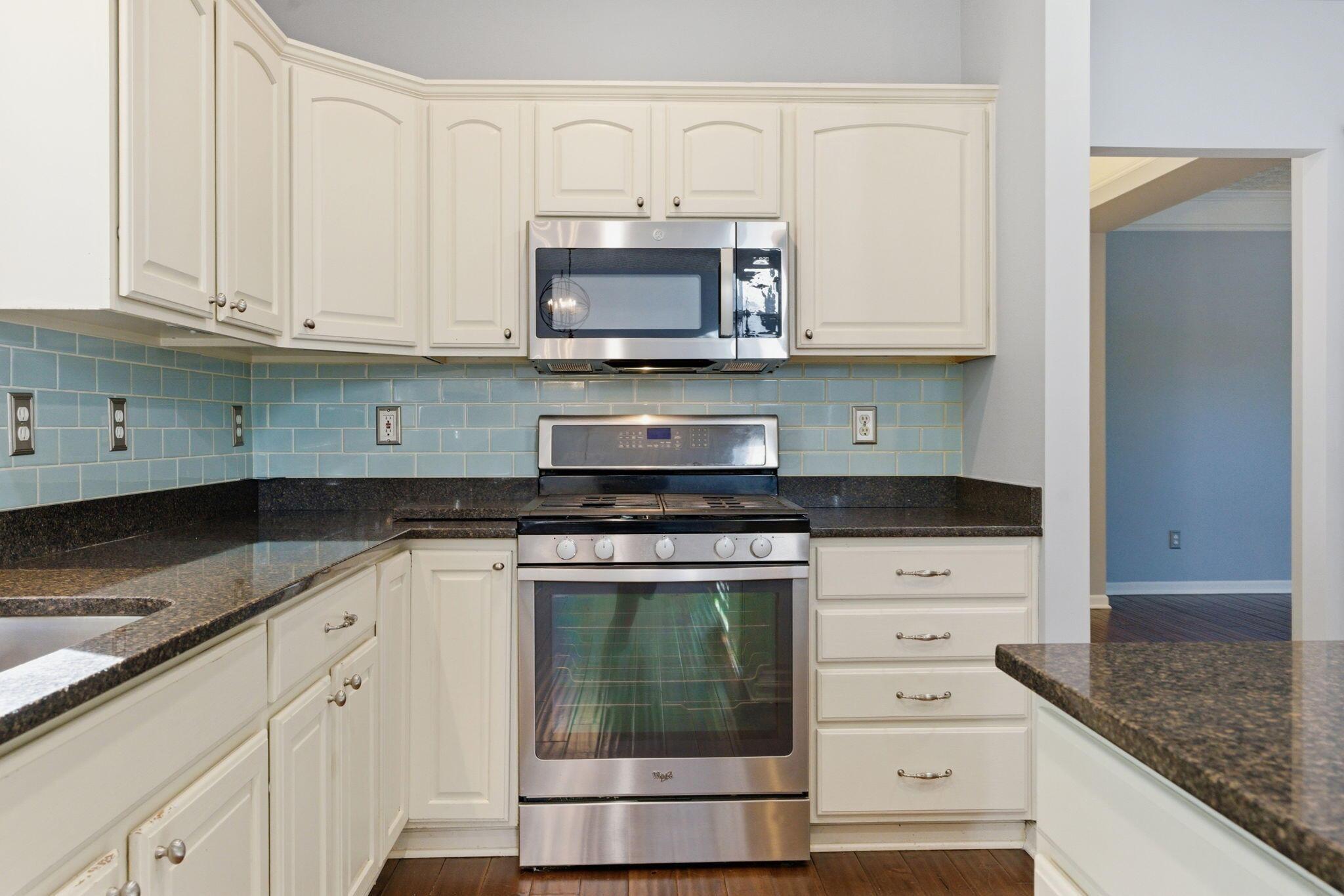 452 Sunridge Drive Property Photo 19